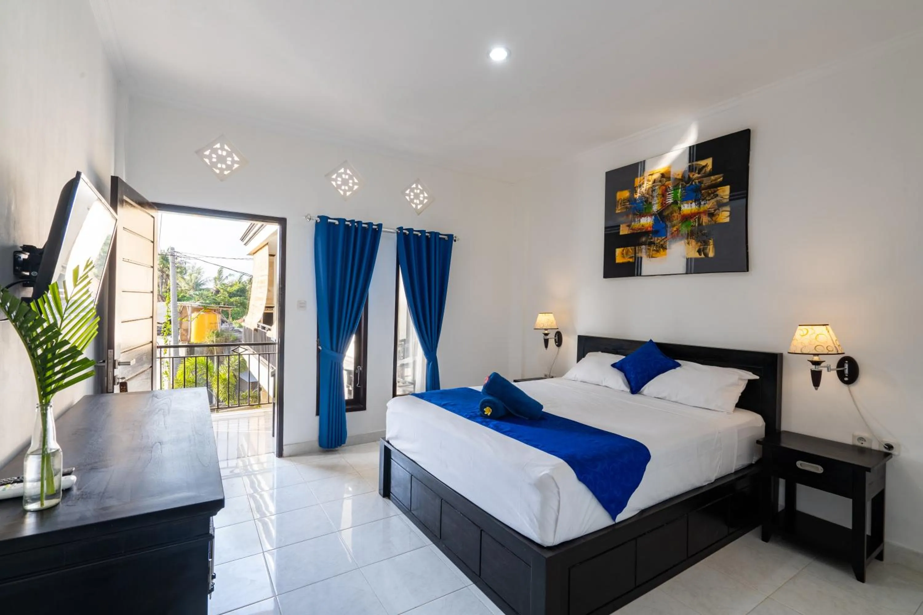 Photo of the whole room, Bed in Nusa Sentana Lembongan Bali