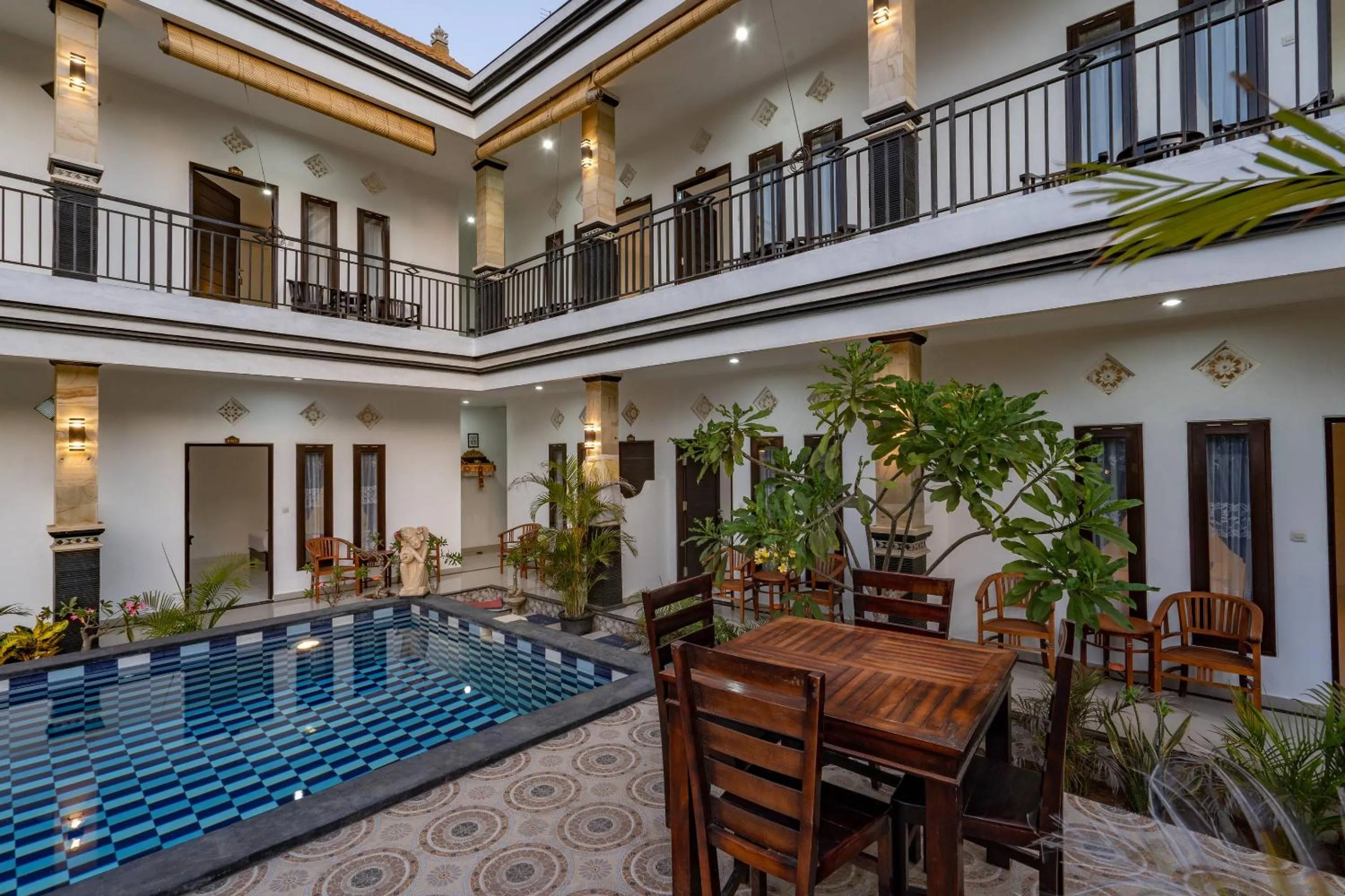 Swimming pool in Nusa Sentana Lembongan Bali