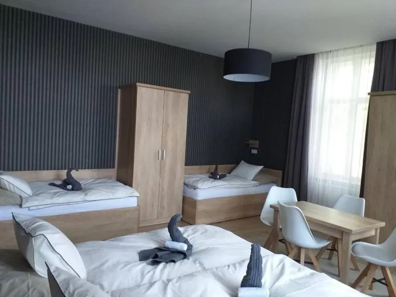 Quadruple Room with Balcony in Deák Panzió