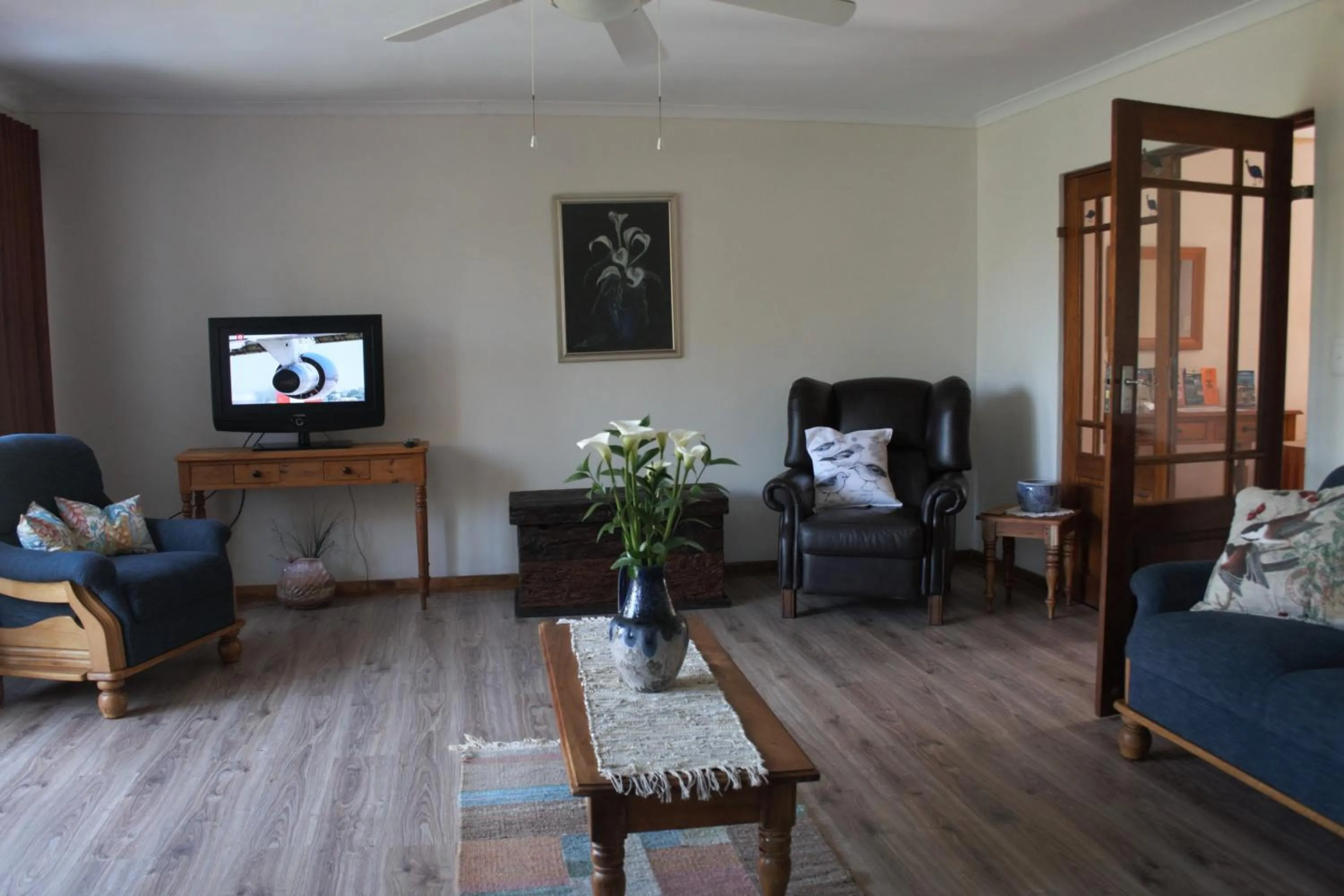 Communal lounge/ TV room in Blue Fern of Knysna