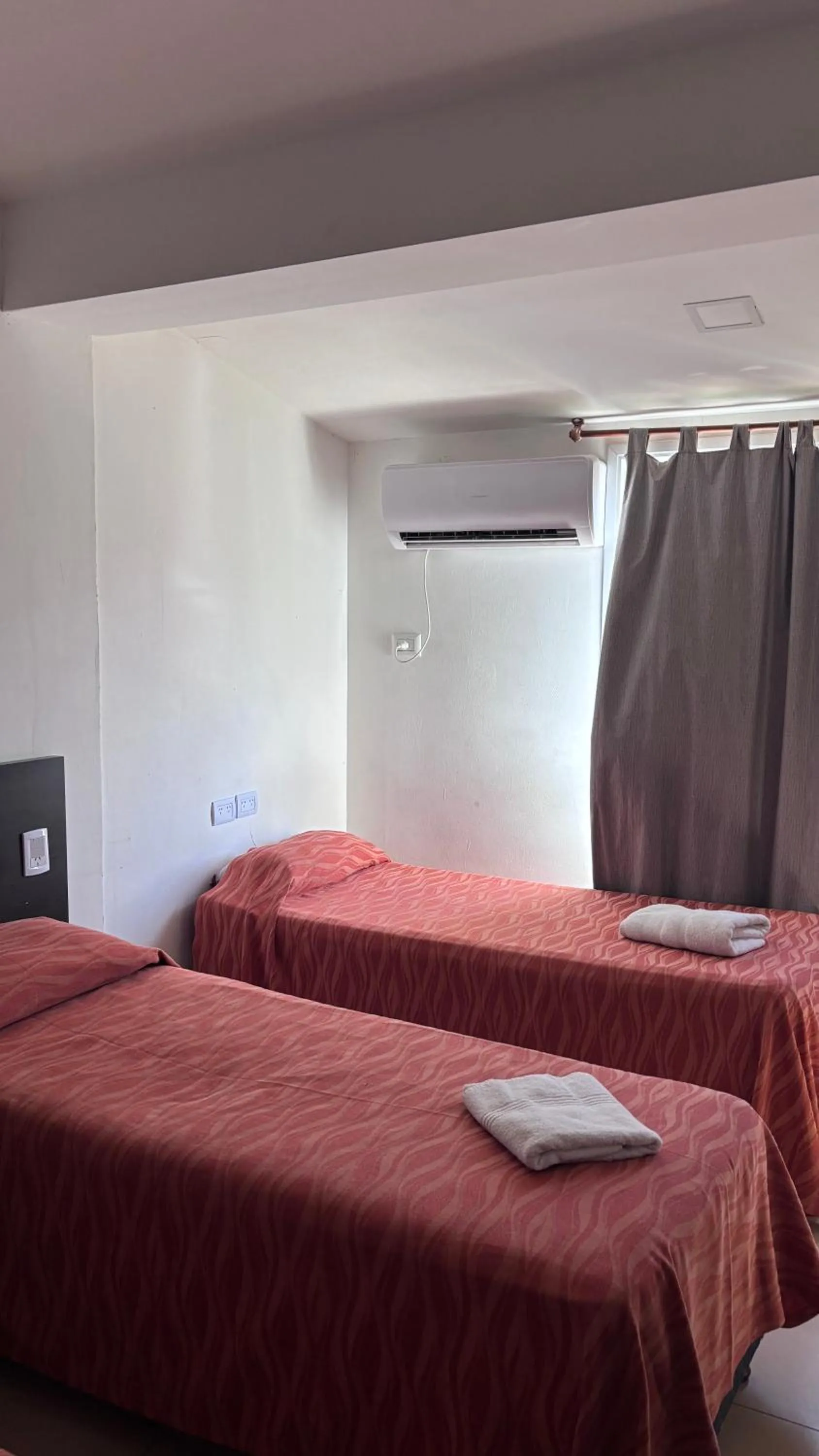 Bedroom, Bed in Hotel El Cid