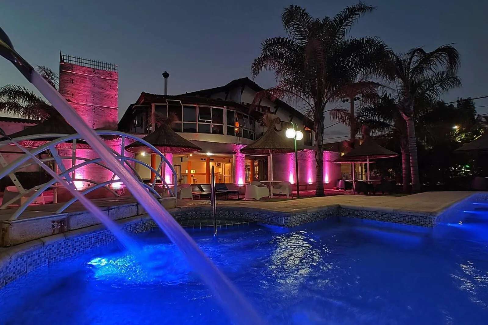 Swimming pool in Hotel El Cid