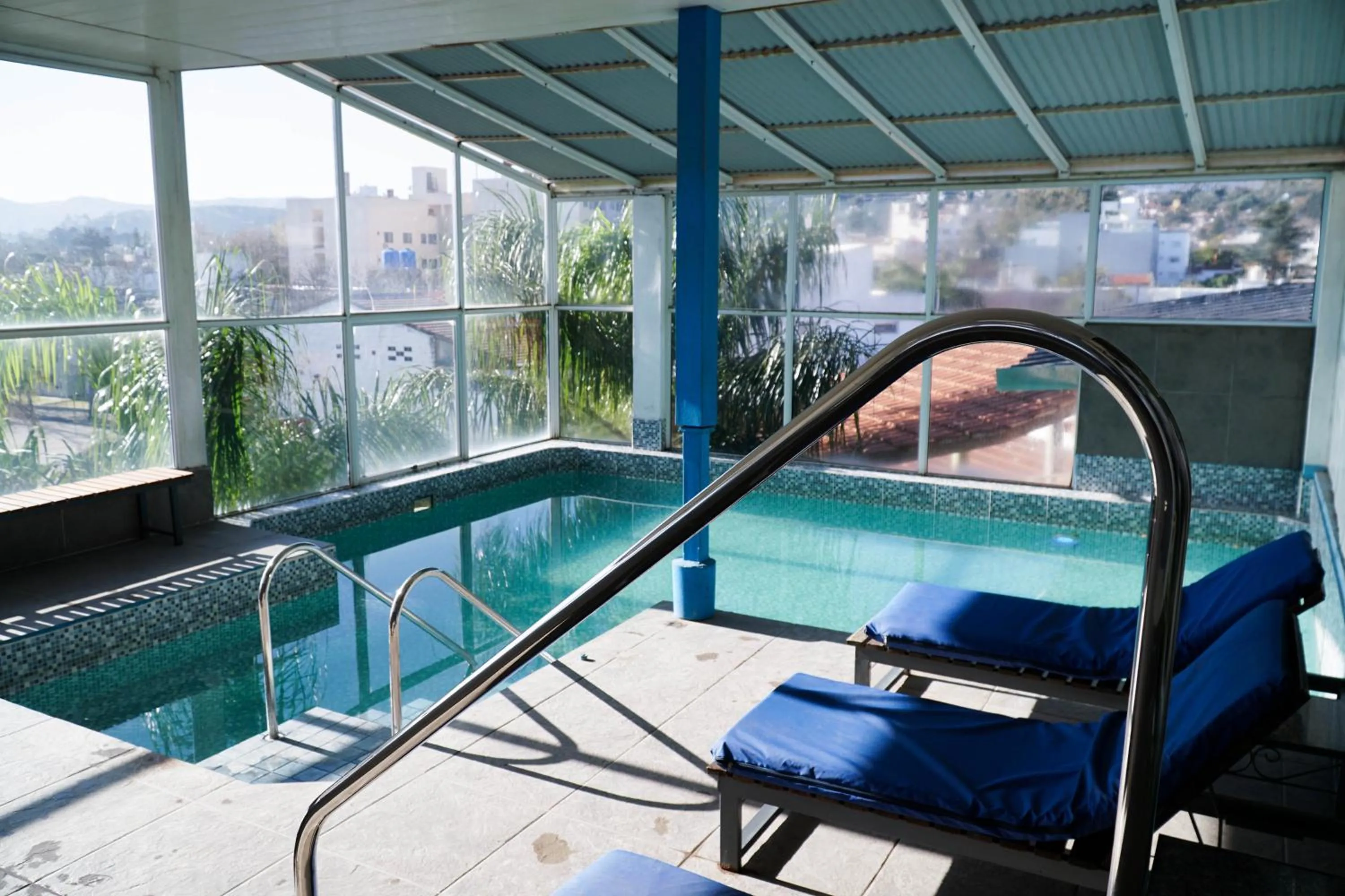 Swimming pool in Hotel El Cid