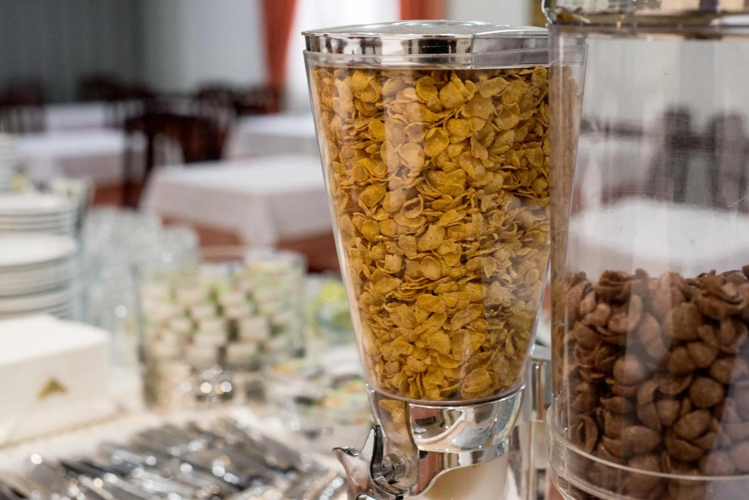 Food and drinks in Hotel Boavista I