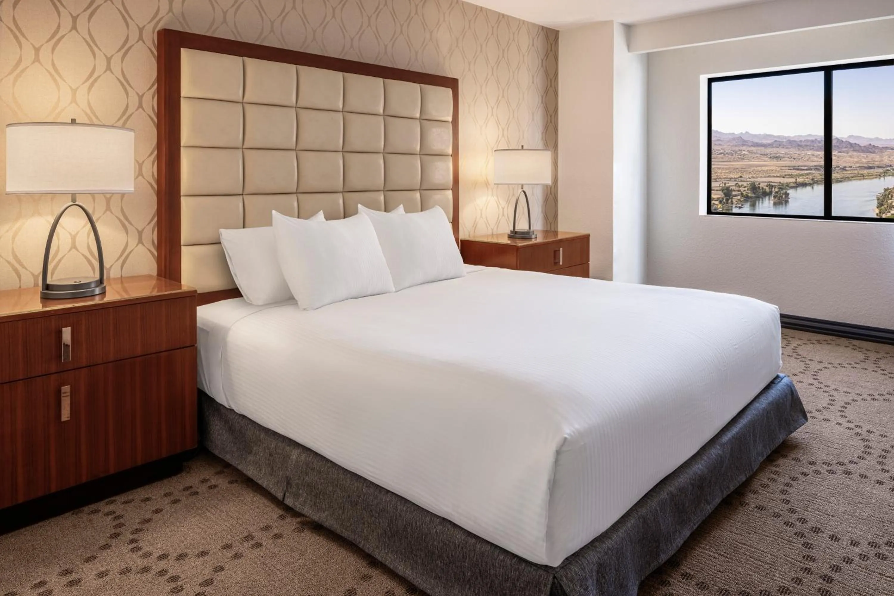 Bed in Harrah's Laughlin, A Caesars Destination