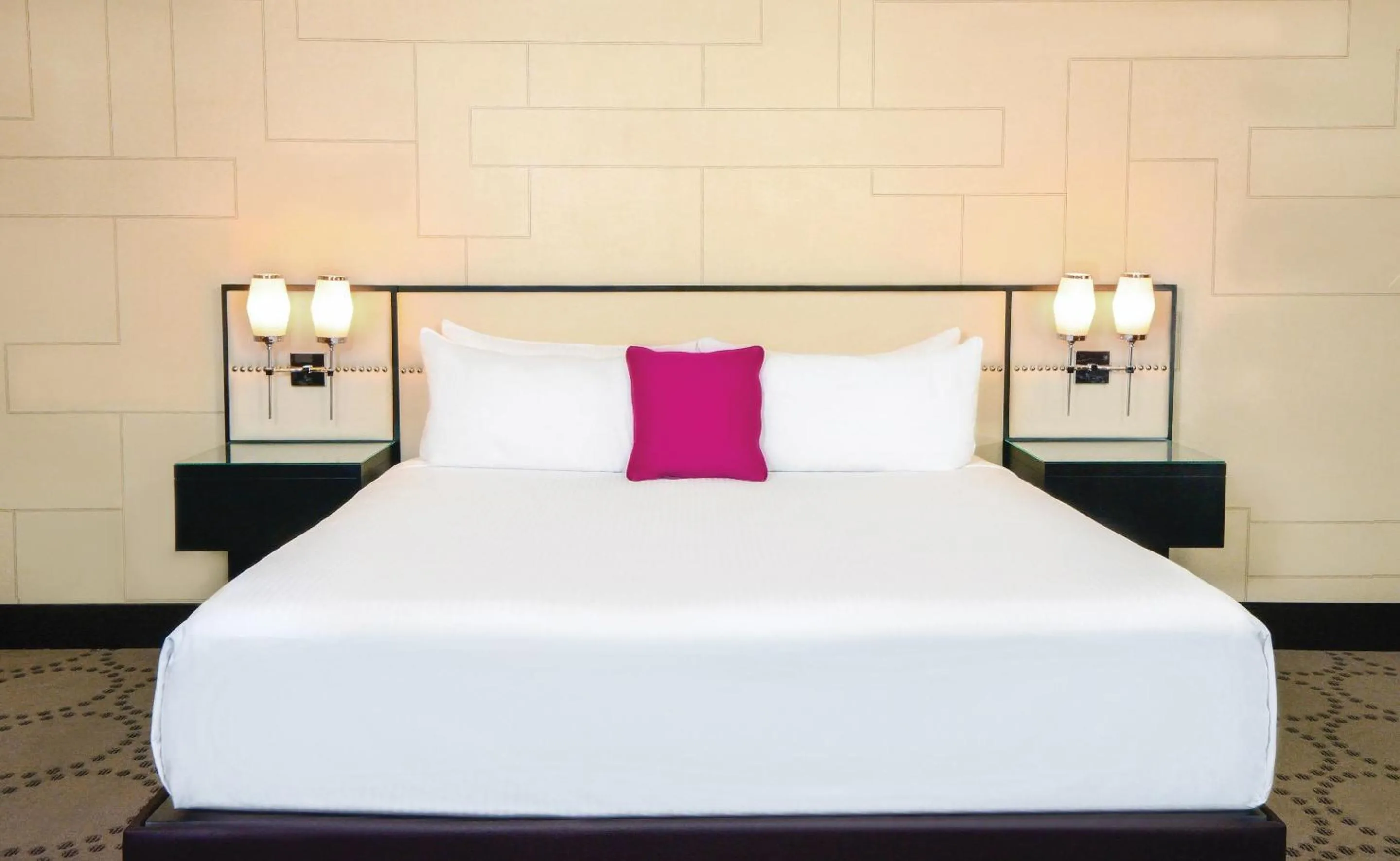Bed in Harrah's Laughlin, A Caesars Destination