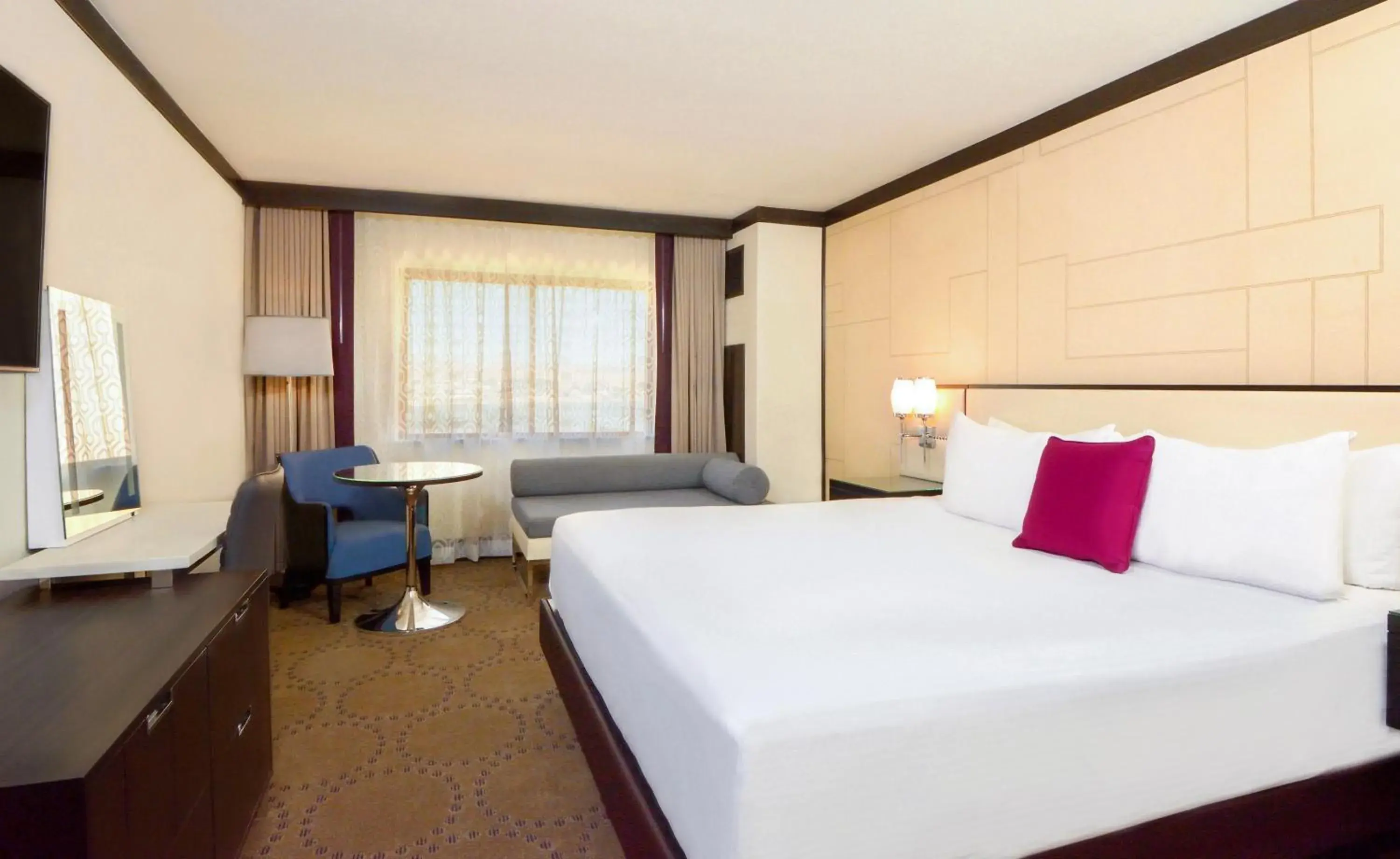 Bedroom, Bed in Harrah's Laughlin, A Caesars Destination Bedroom, Bed in Harrah's Laughlin, A Caesars Destination