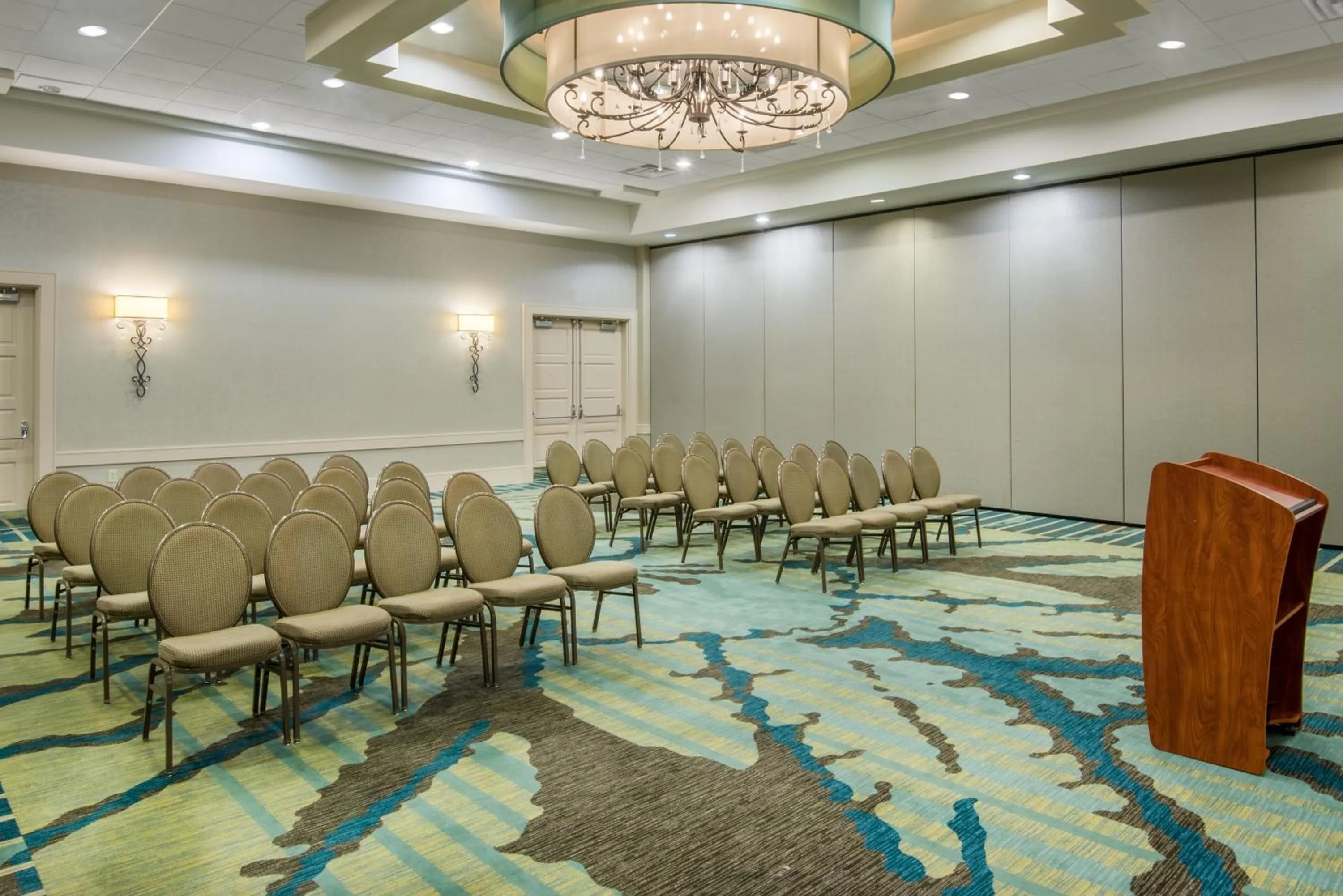 Meeting/conference room in Crowne Plaza Charleston by IHG