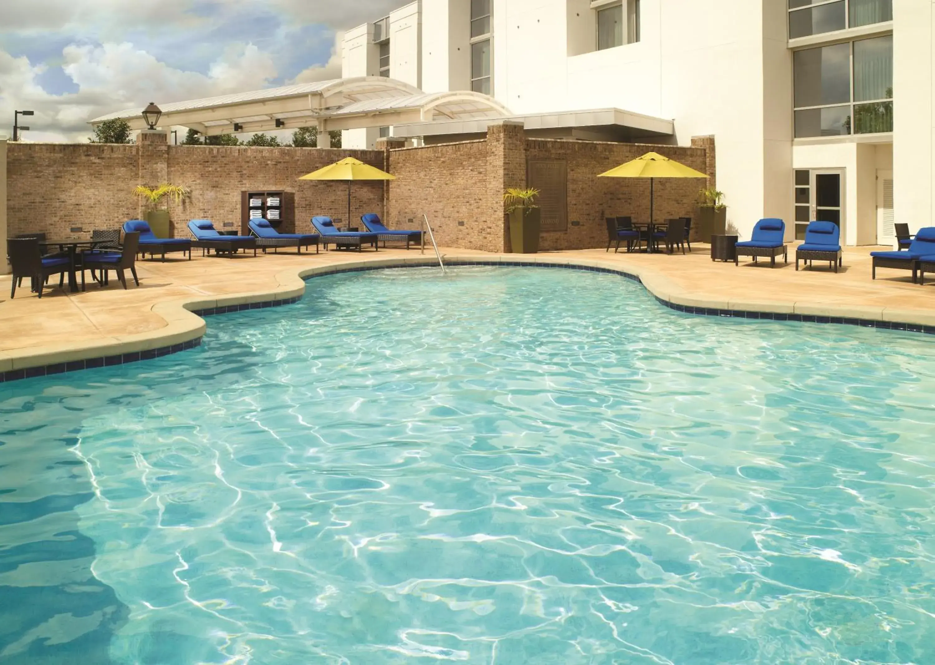 Swimming pool in Crowne Plaza Charleston by IHG Swimming pool in Crowne Plaza Charleston by IHG