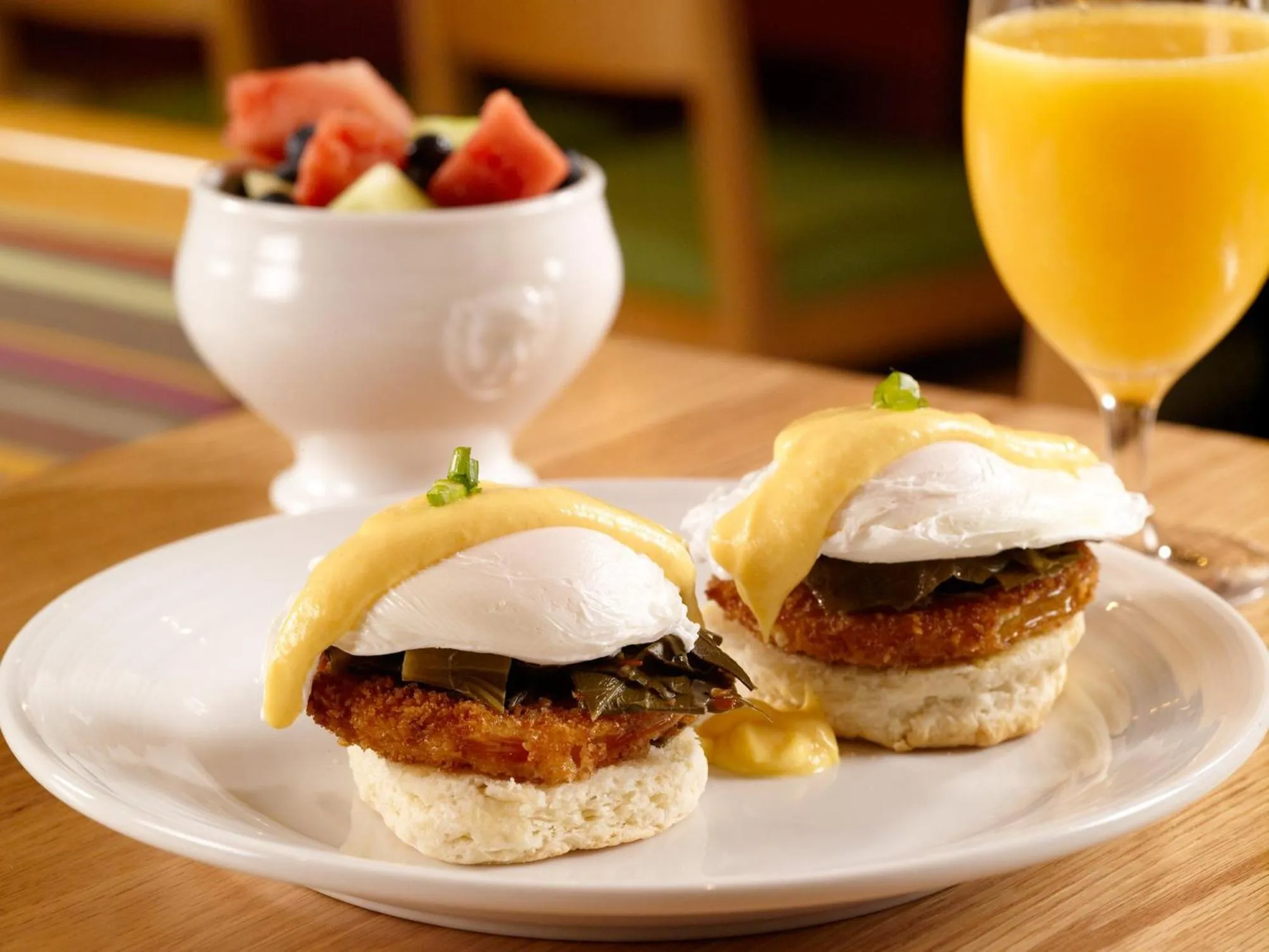 Restaurant/places to eat in Crowne Plaza Charleston by IHG