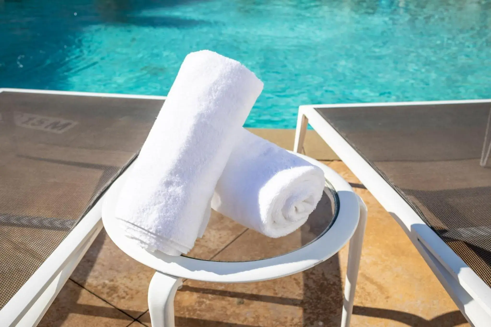 Swimming pool in Crowne Plaza Charleston by IHG Swimming pool in Crowne Plaza Charleston by IHG