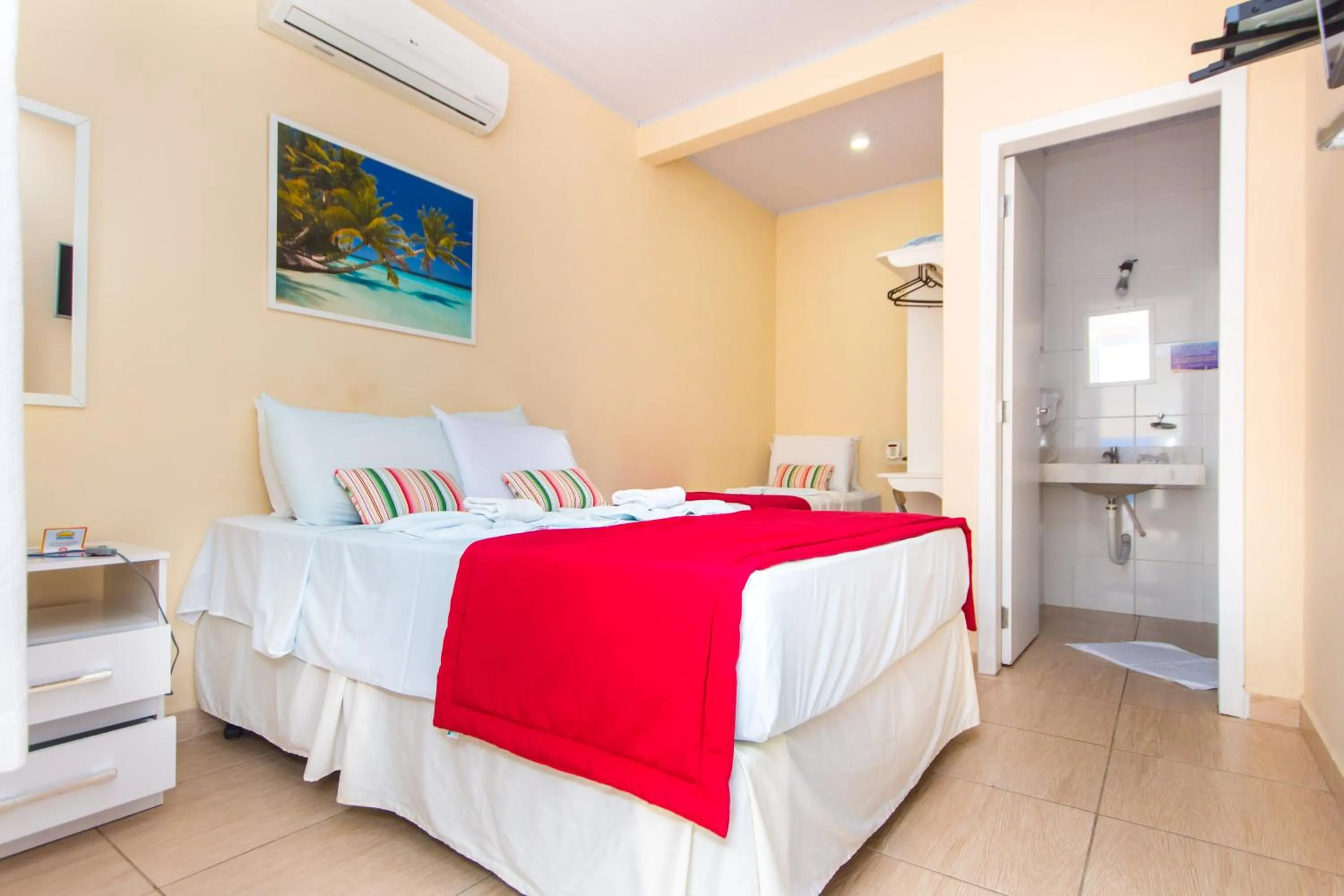 Photo of the whole room, Bed in Hotel Pousada Vivendas do Sol e Mar