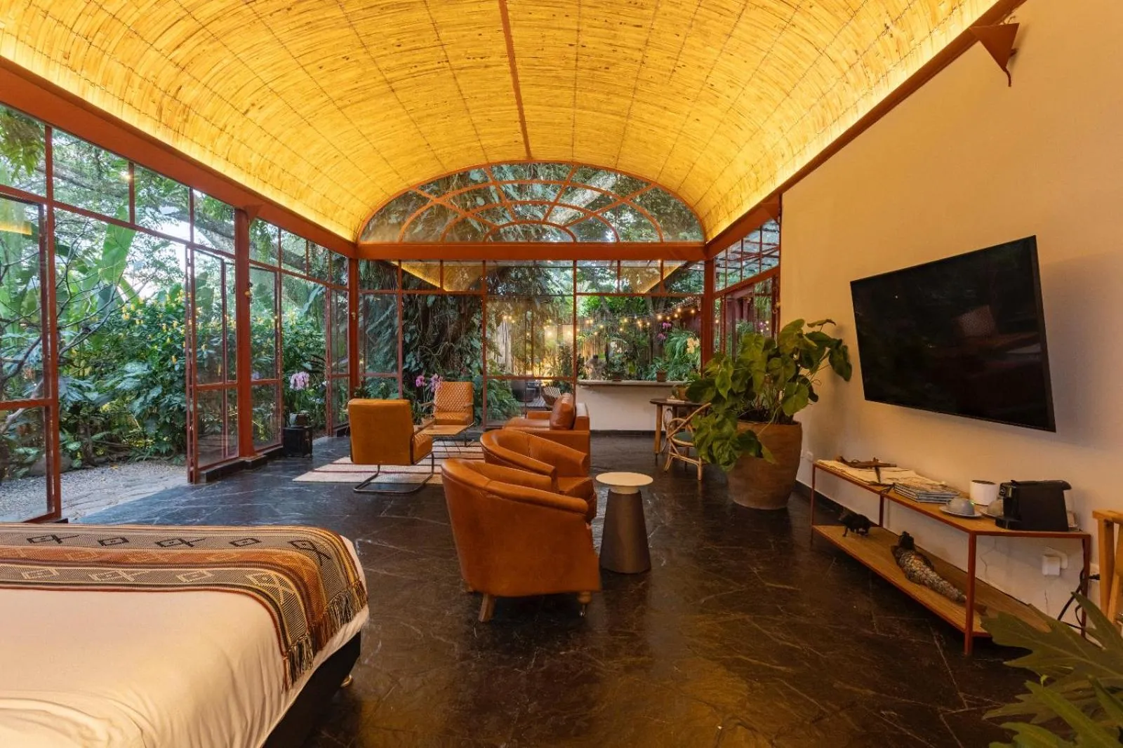 Photo of the whole room, Bed in Sazagua Hotel Boutique