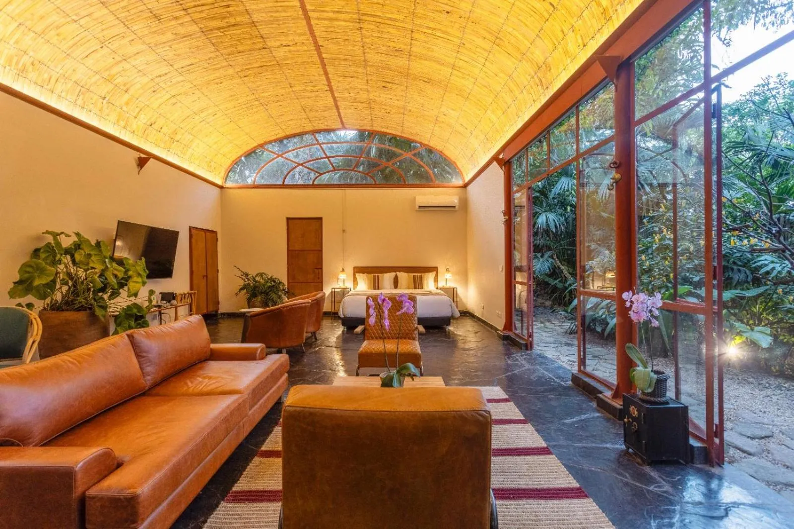 Photo of the whole room in Sazagua Hotel Boutique