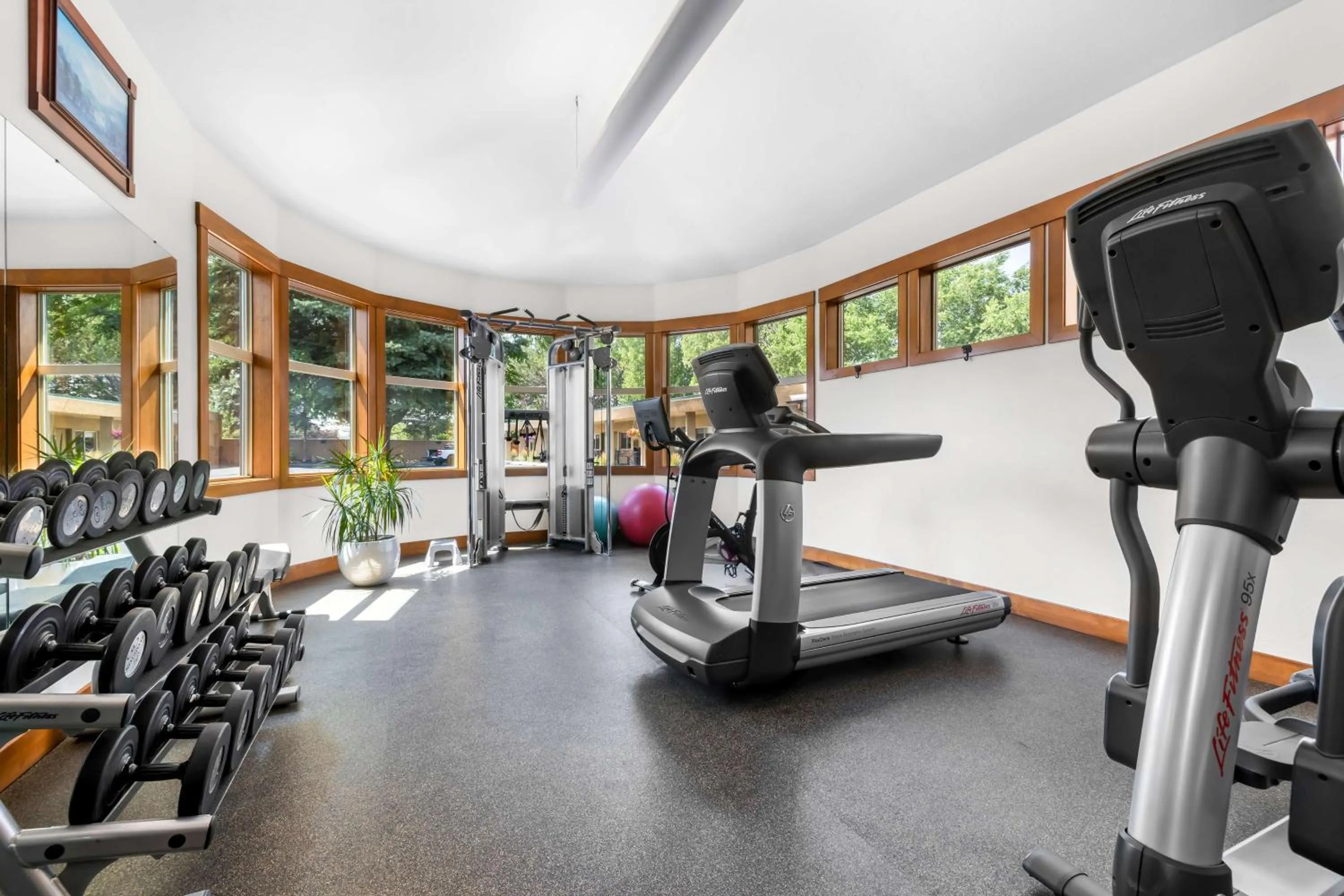 Fitness centre/facilities in Best Western Driftwood Inn