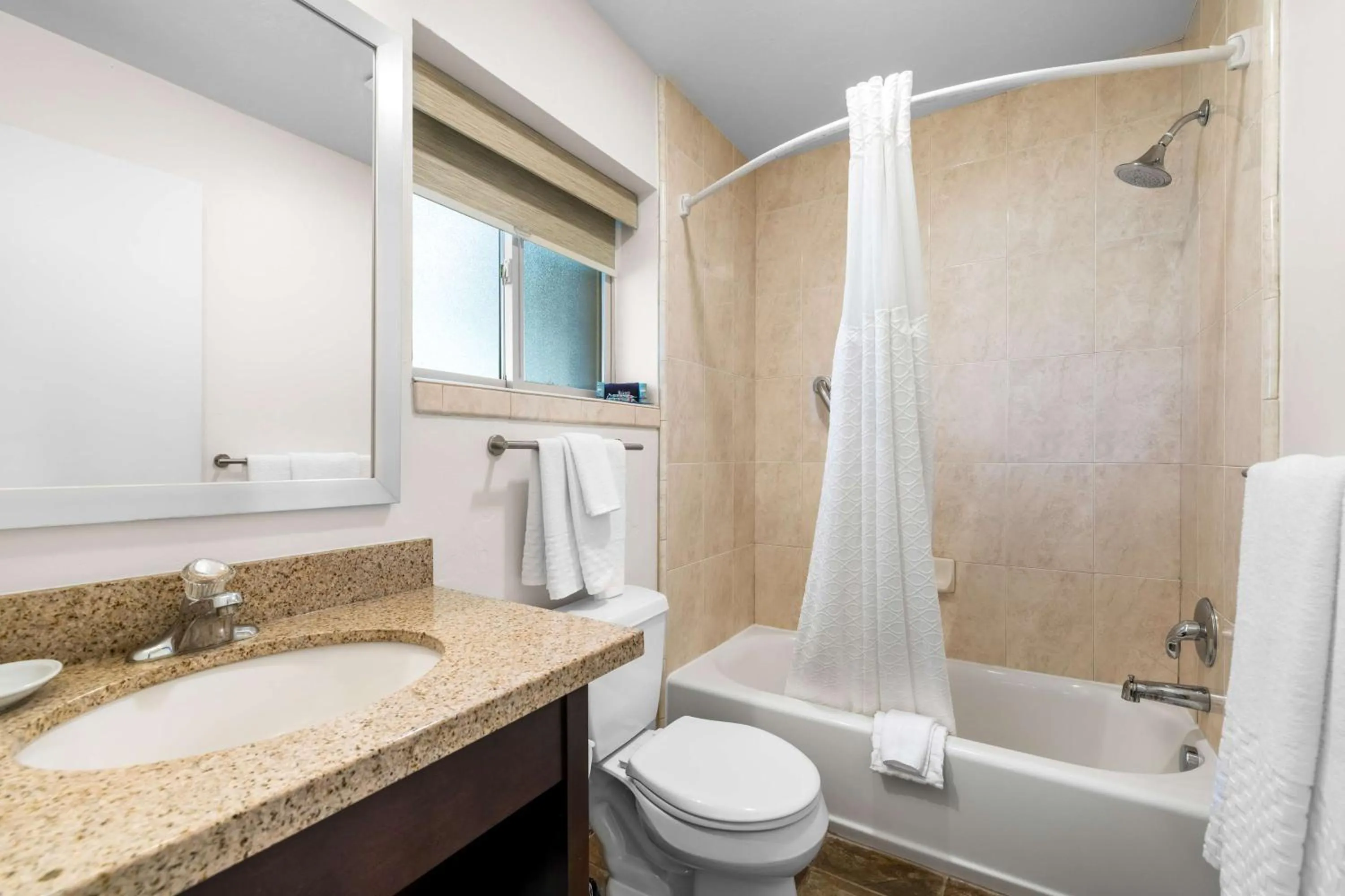 Bathroom in Best Western Driftwood Inn