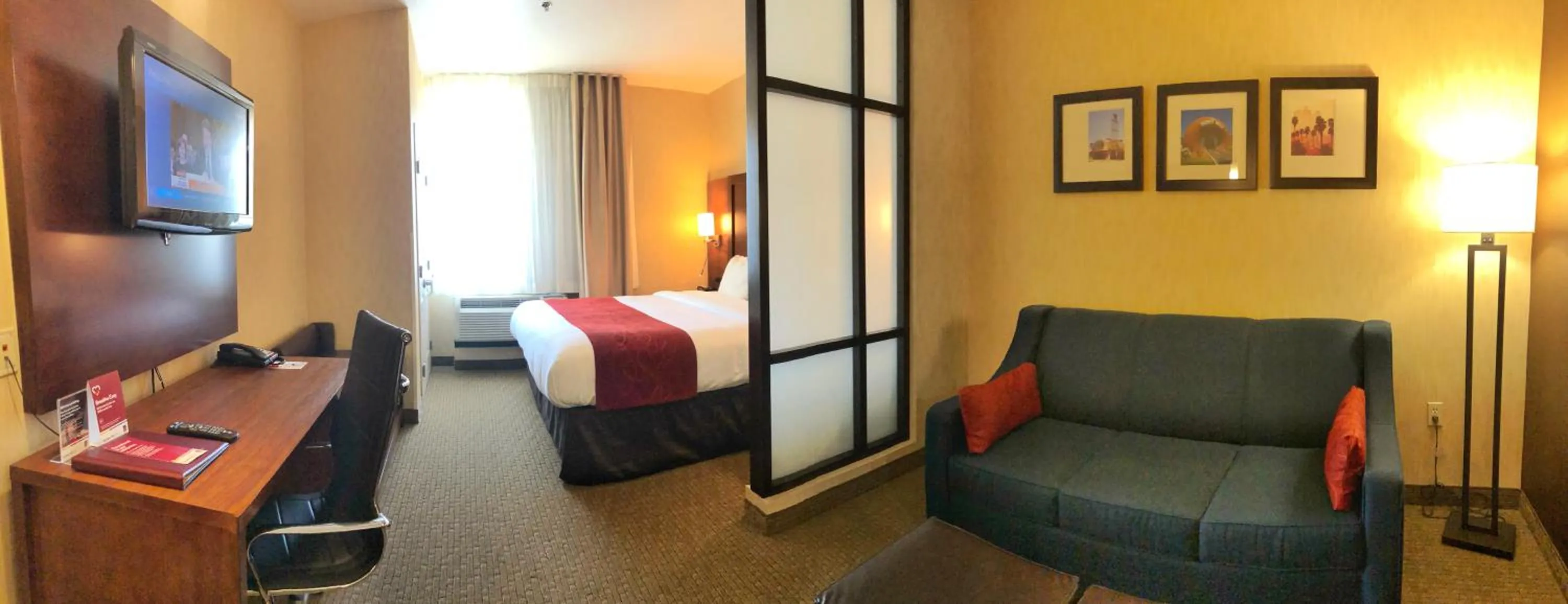 Photo of the whole room in Comfort Suites Near City of Industry - Los Angeles