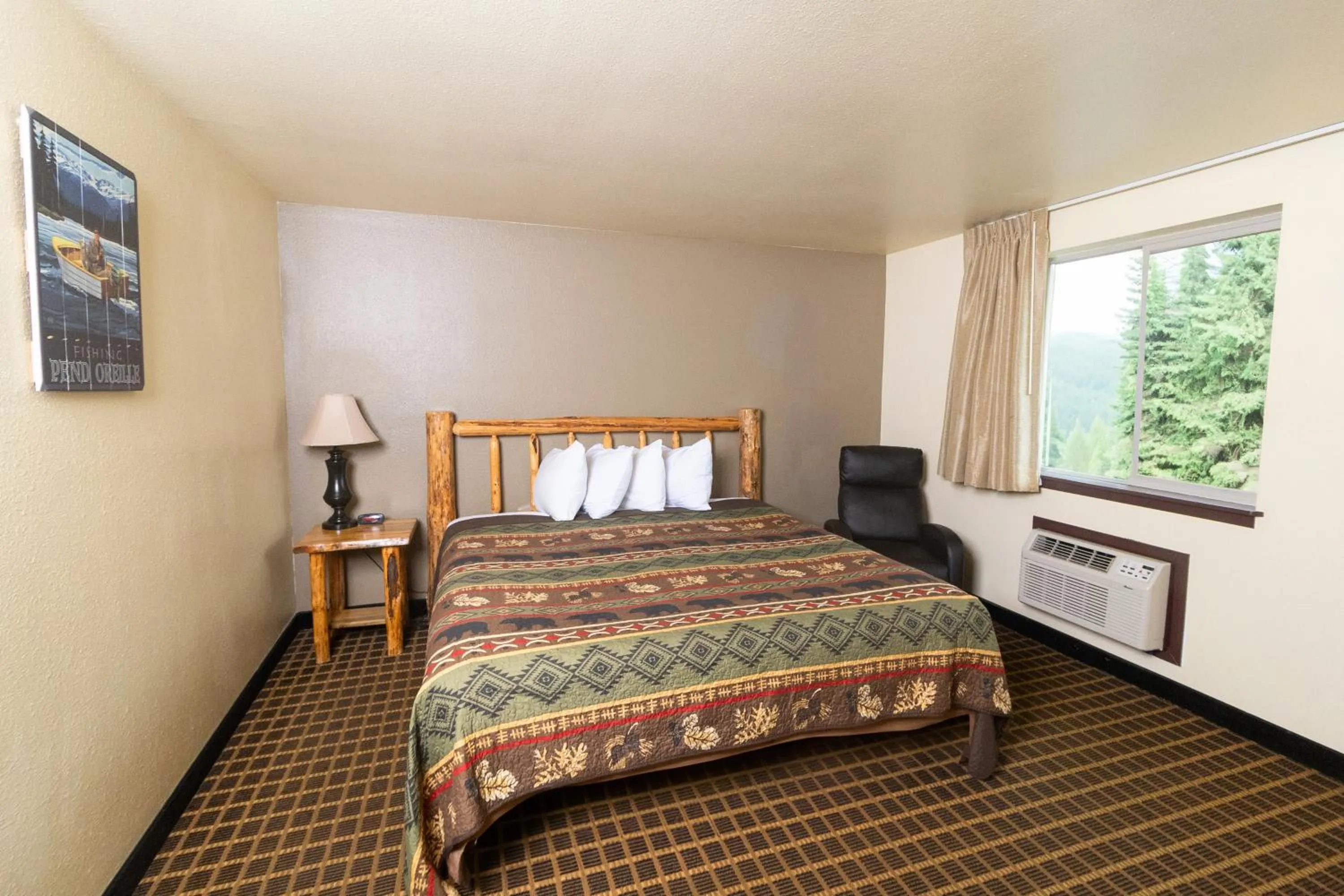 Bedroom, Bed in FairBridge Inn and Suites Sandpoint