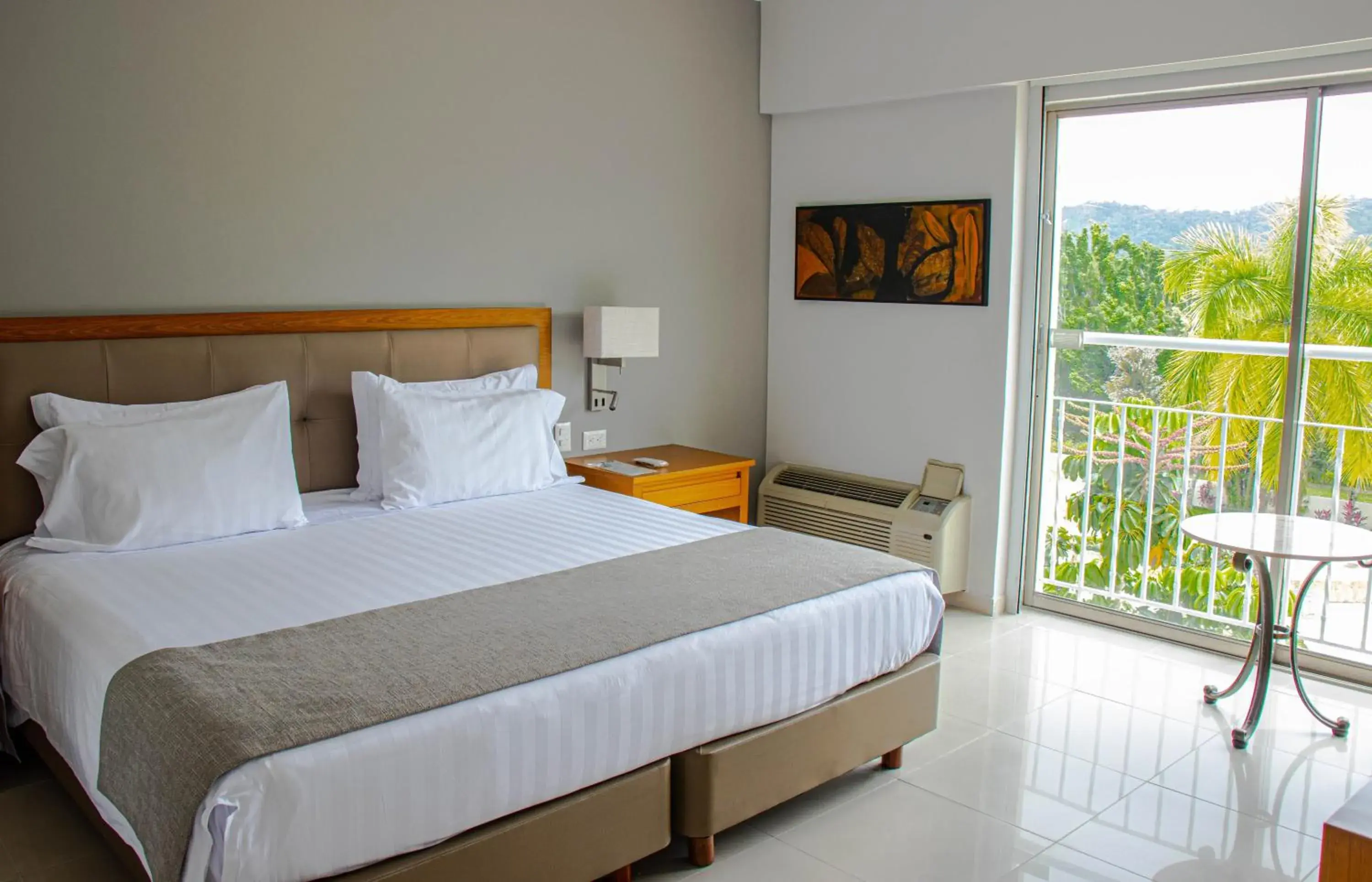 Photo of the whole room, Bed in Hotel Estelar Altamira Photo of the whole room, Bed in Hotel Estelar Altamira