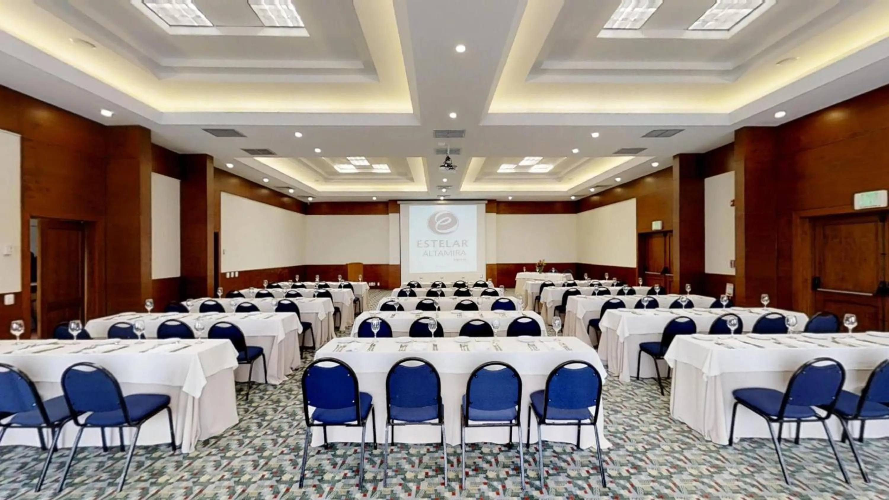 Meeting/conference room in Hotel Estelar Altamira