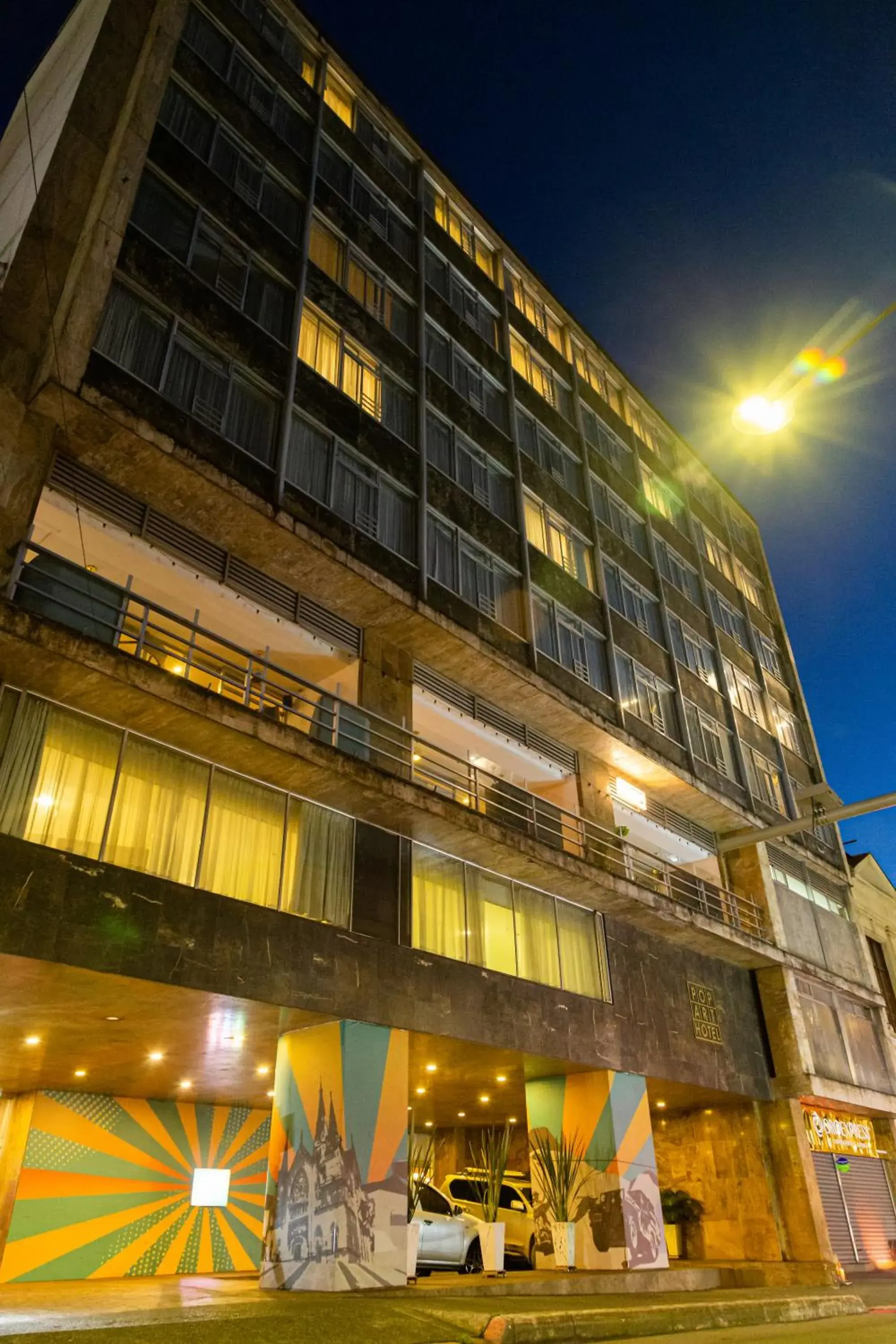 Property building in Pop Art Hotel Las Colinas Manizales Property building in Pop Art Hotel Las Colinas Manizales