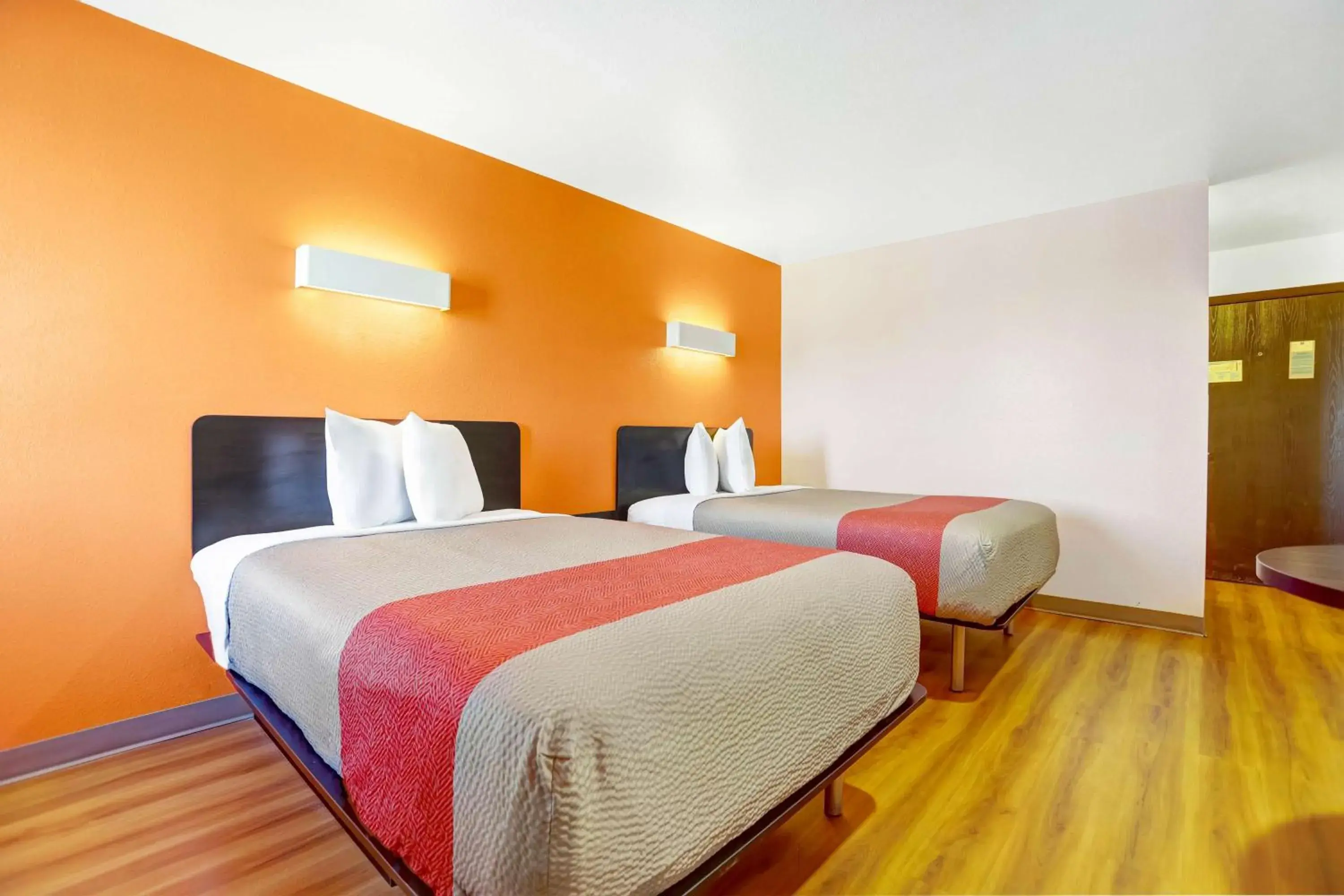 Photo of the whole room, Bed in Motel 6-Truth Or Consequences, NM Photo of the whole room, Bed in Motel 6-Truth Or Consequences, NM