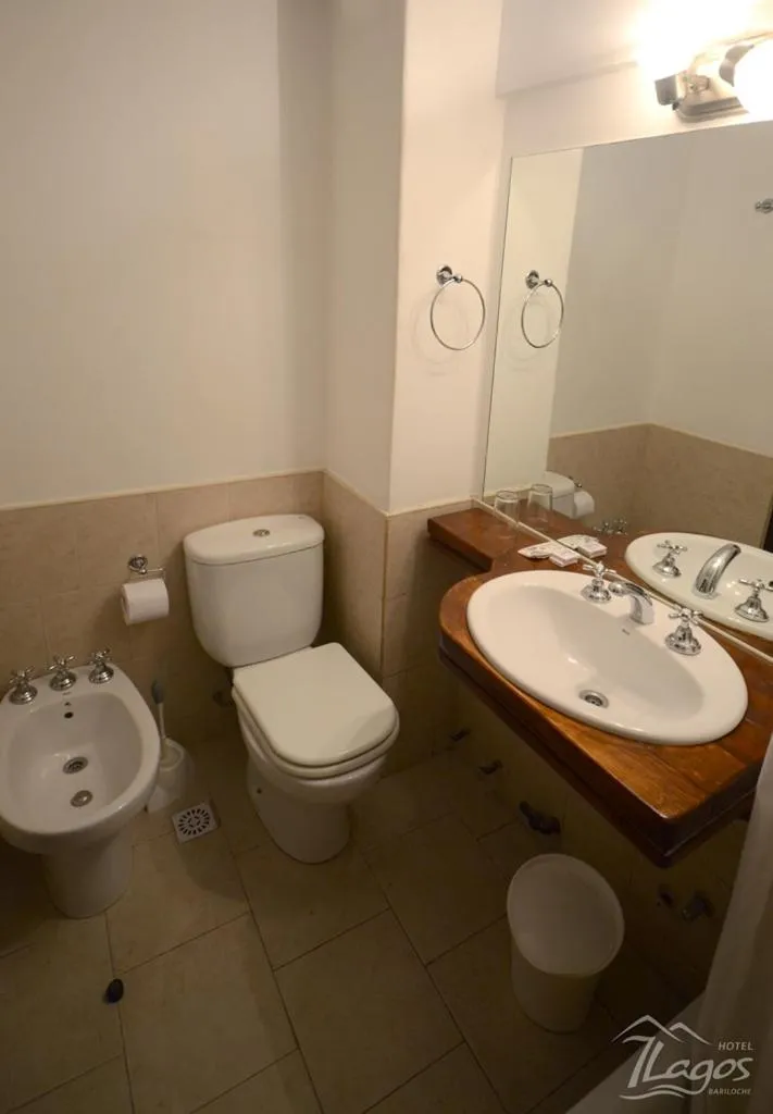 Bathroom in Hotel 7 Lagos