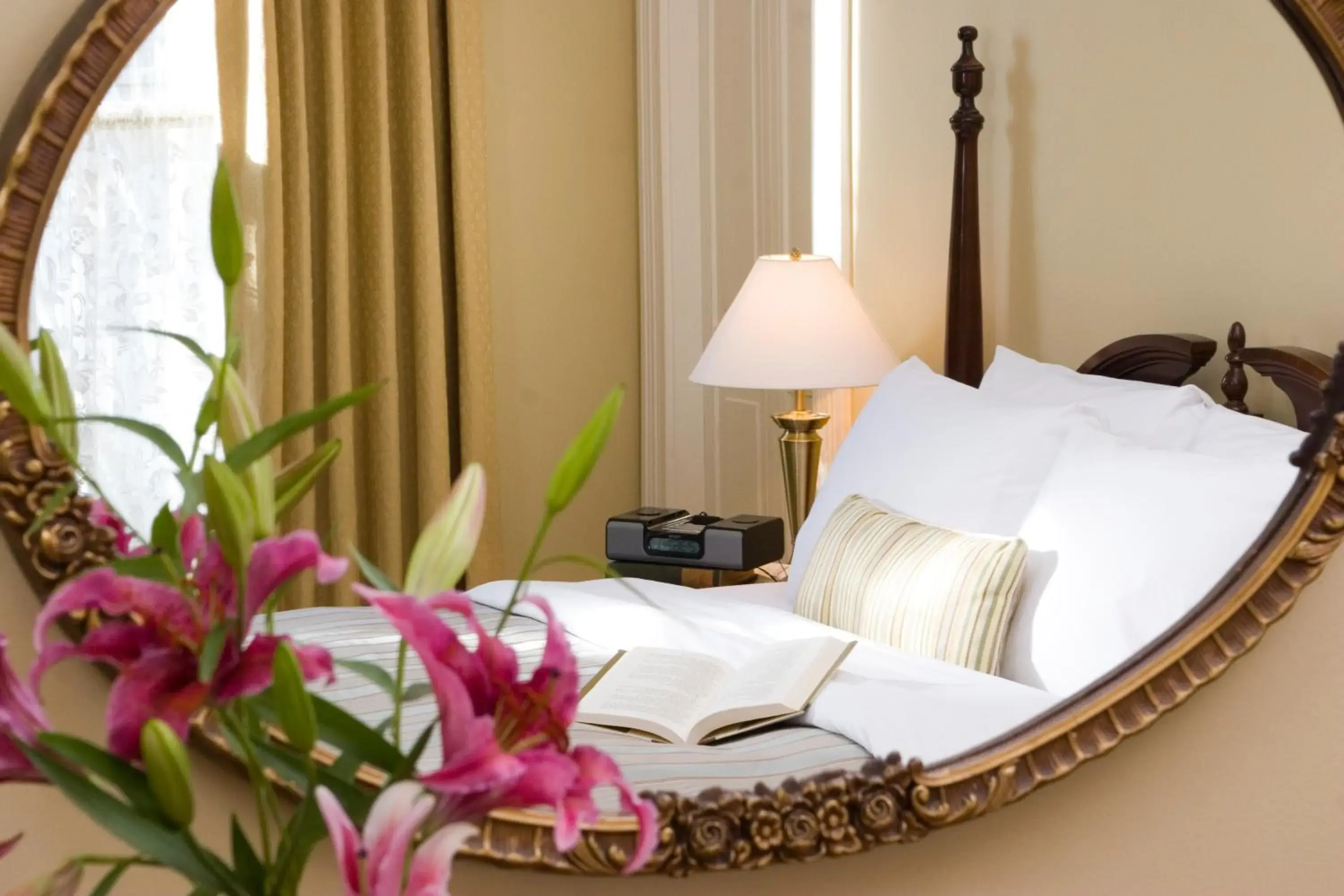 Queen Room in The Halliburton Queen Room in The Halliburton