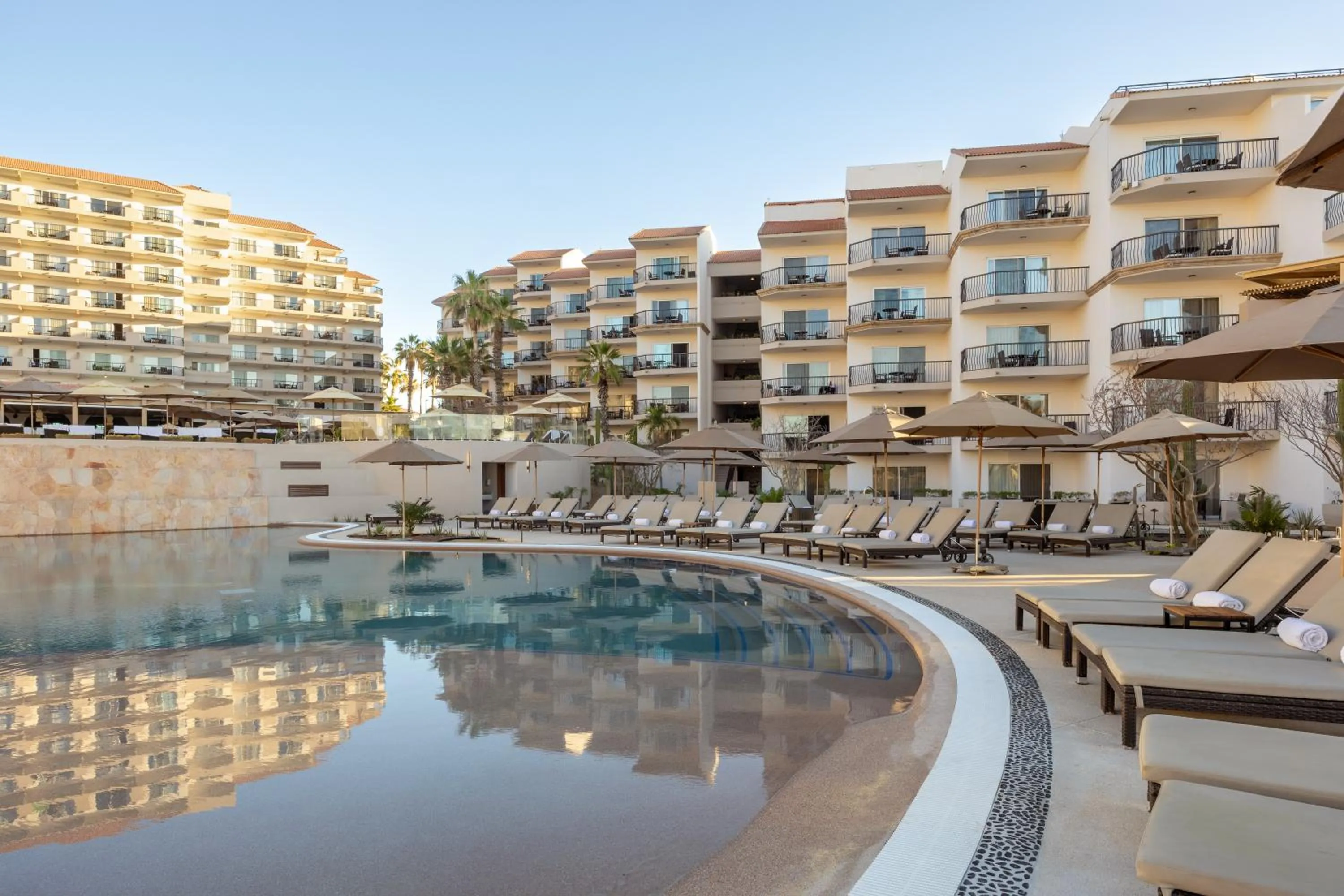 Swimming pool in Villa del Palmar Beach Resort & Spa