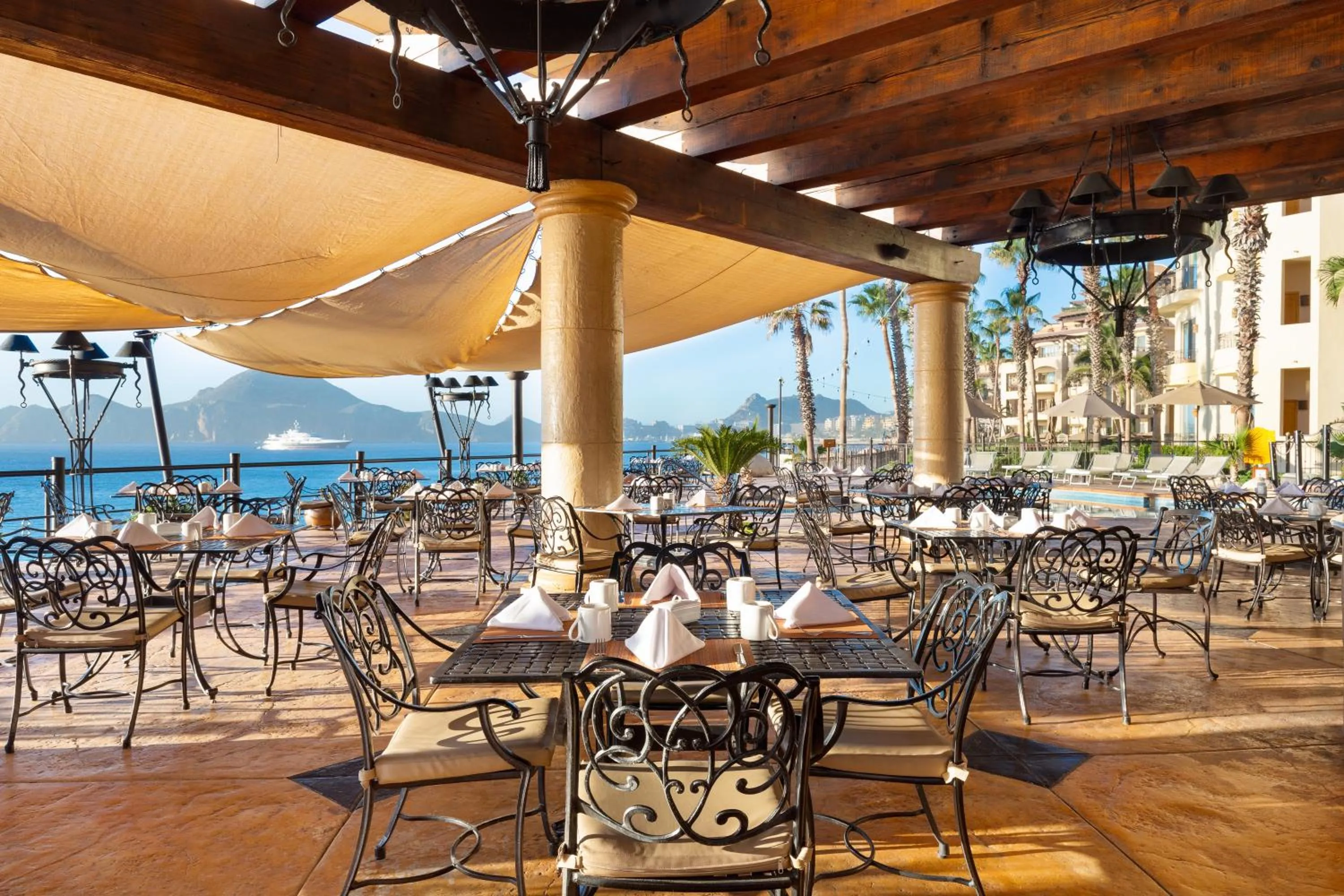 Restaurant/places to eat in Villa del Palmar Beach Resort & Spa
