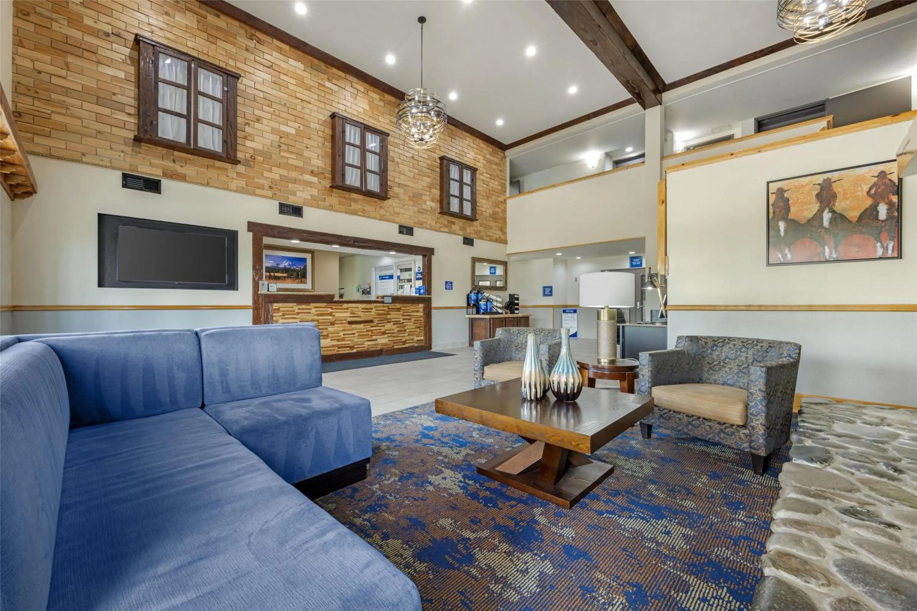 Lobby or reception in Best Western Woodburn Inn