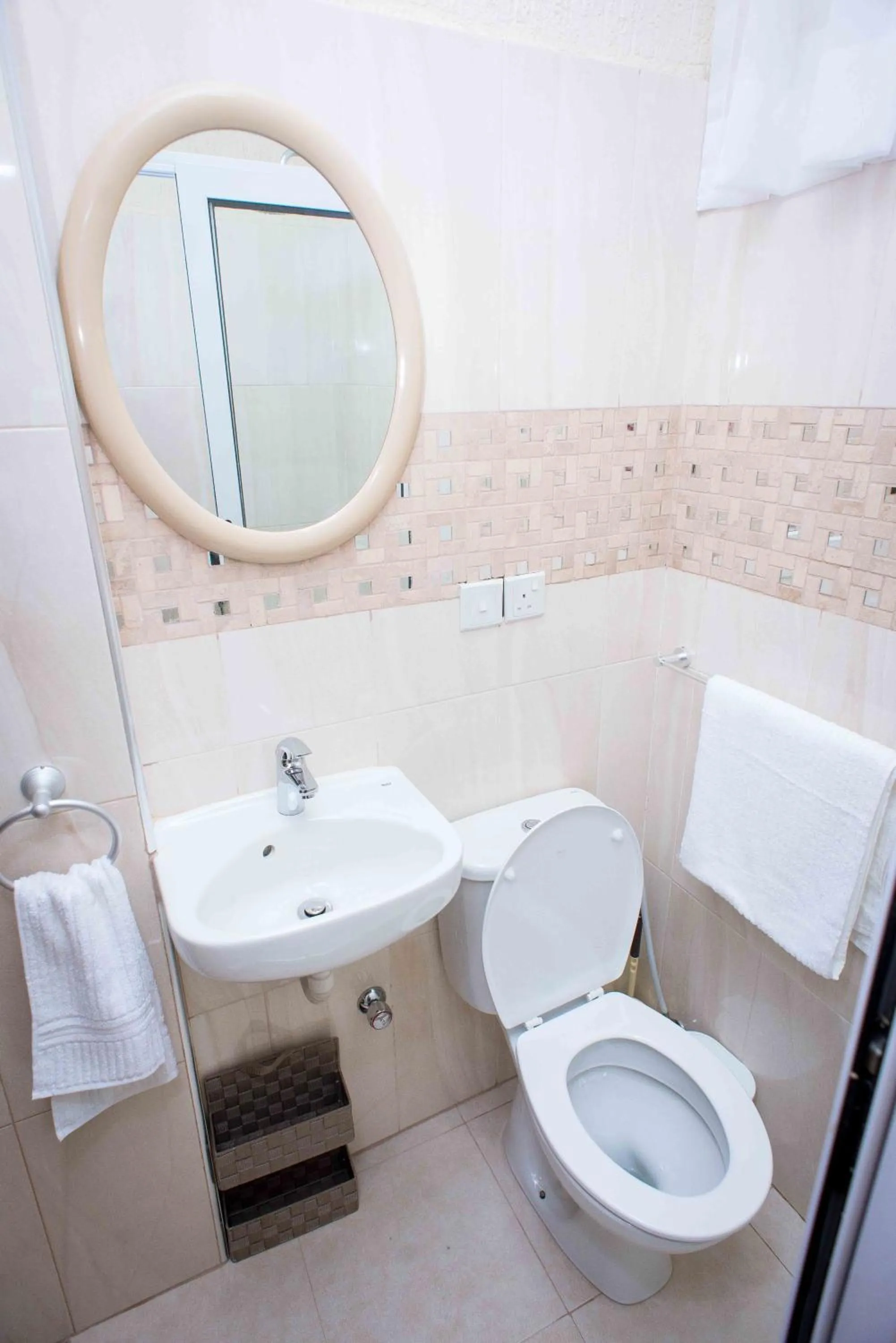 Bathroom in The Ritzz Exclusive Guest House