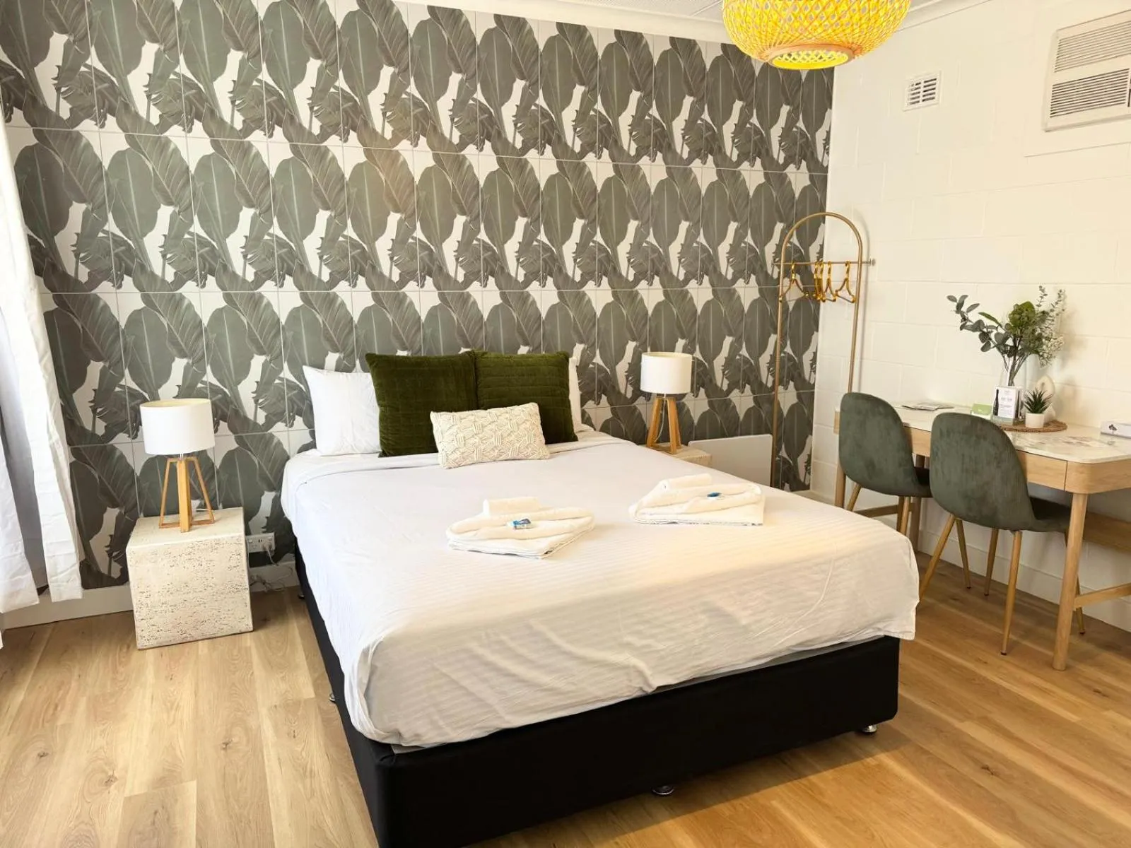 Bedroom, Bed in Barossa Palms Motel