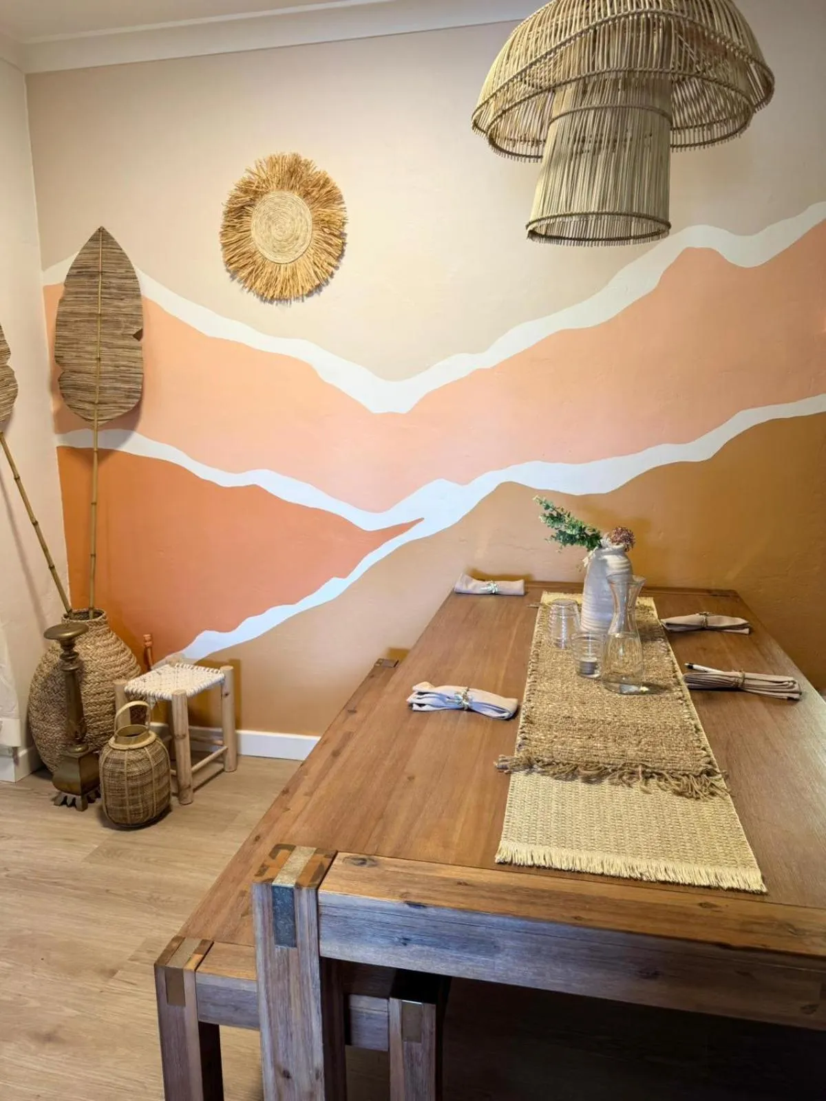 Communal lounge/ TV room in Barossa Palms Motel