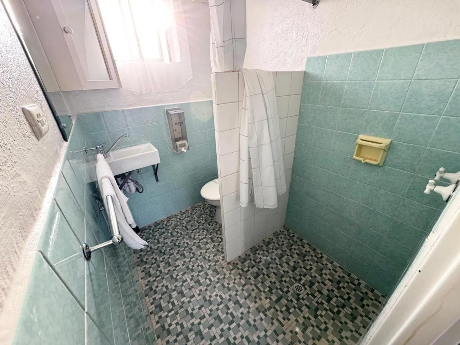 Bathroom in Barossa Palms Motel