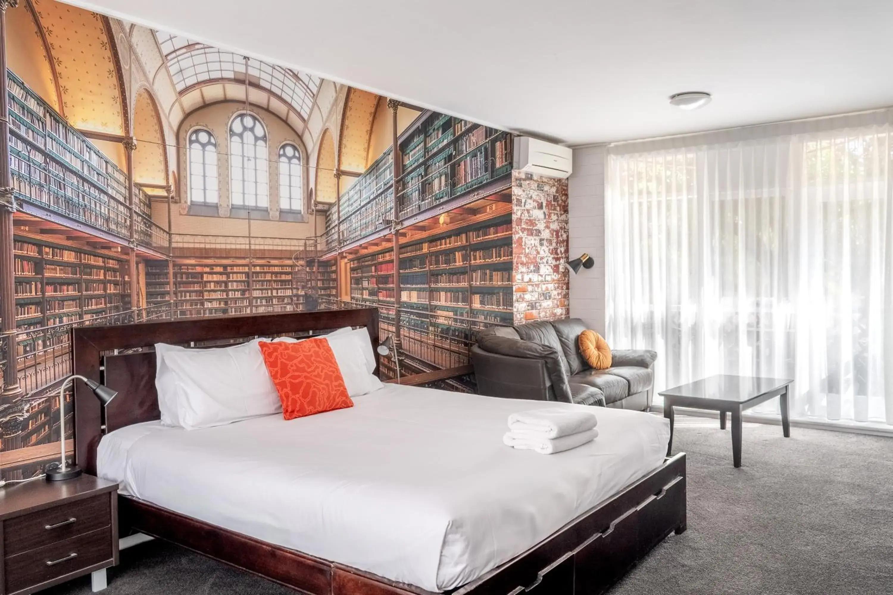 Photo of the whole room, Bed in The Lyndoch Motel Photo of the whole room, Bed in The Lyndoch Motel