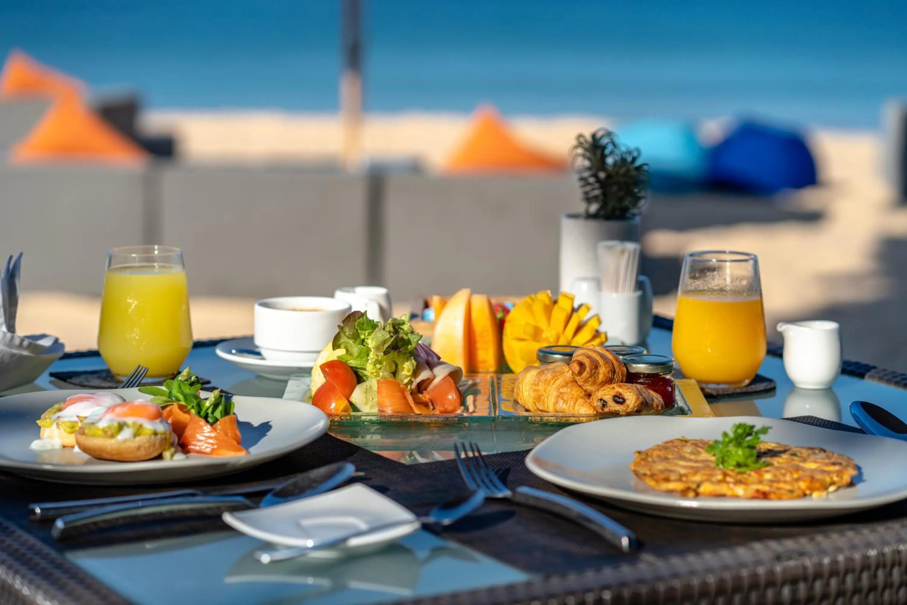 Restaurant/places to eat in Aleenta Phuket - Phang Nga - The Leading Hotels of the World