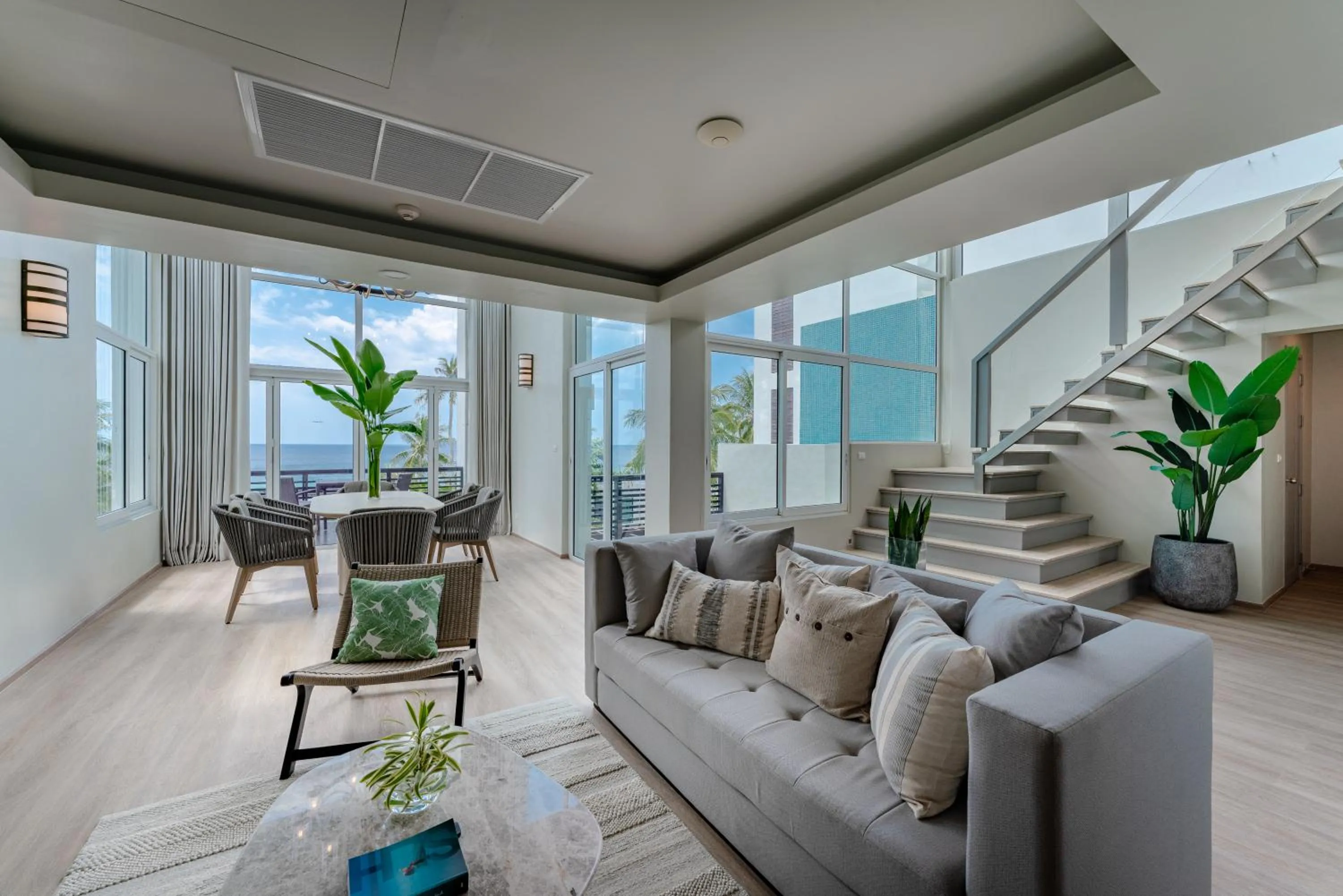 Living room in Aleenta Phuket - Phang Nga - The Leading Hotels of the World