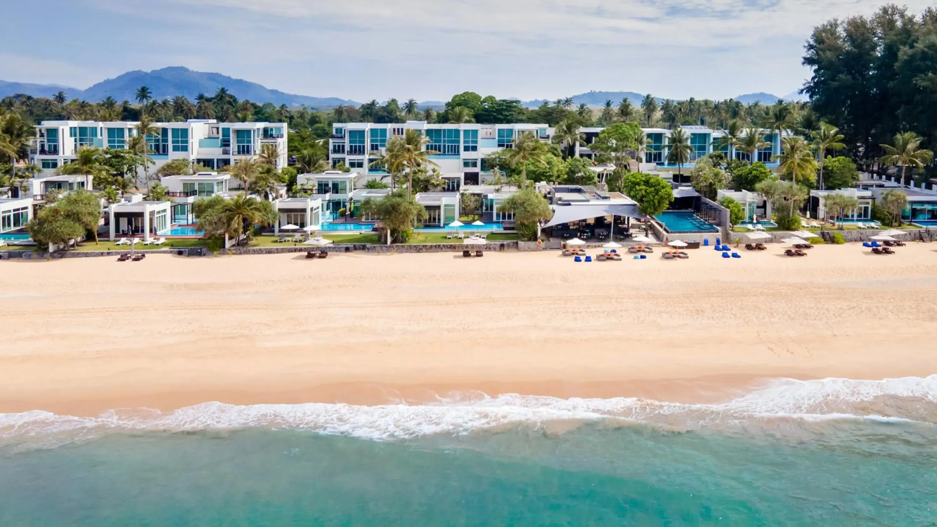 Property building in Aleenta Phuket - Phang Nga - The Leading Hotels of the World Property building in Aleenta Phuket - Phang Nga - The Leading Hotels of the World