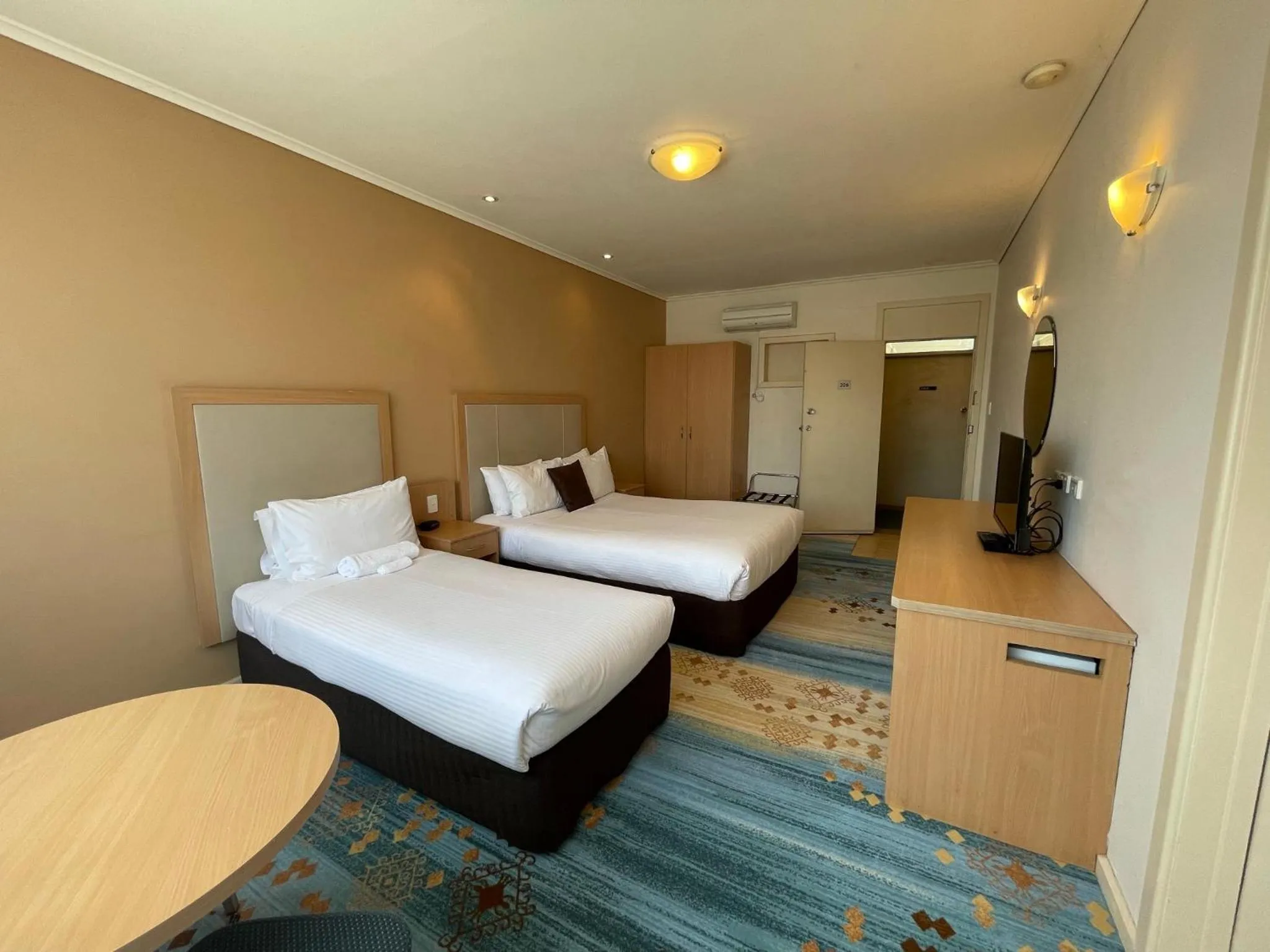 Bed in Haven Marina Motel