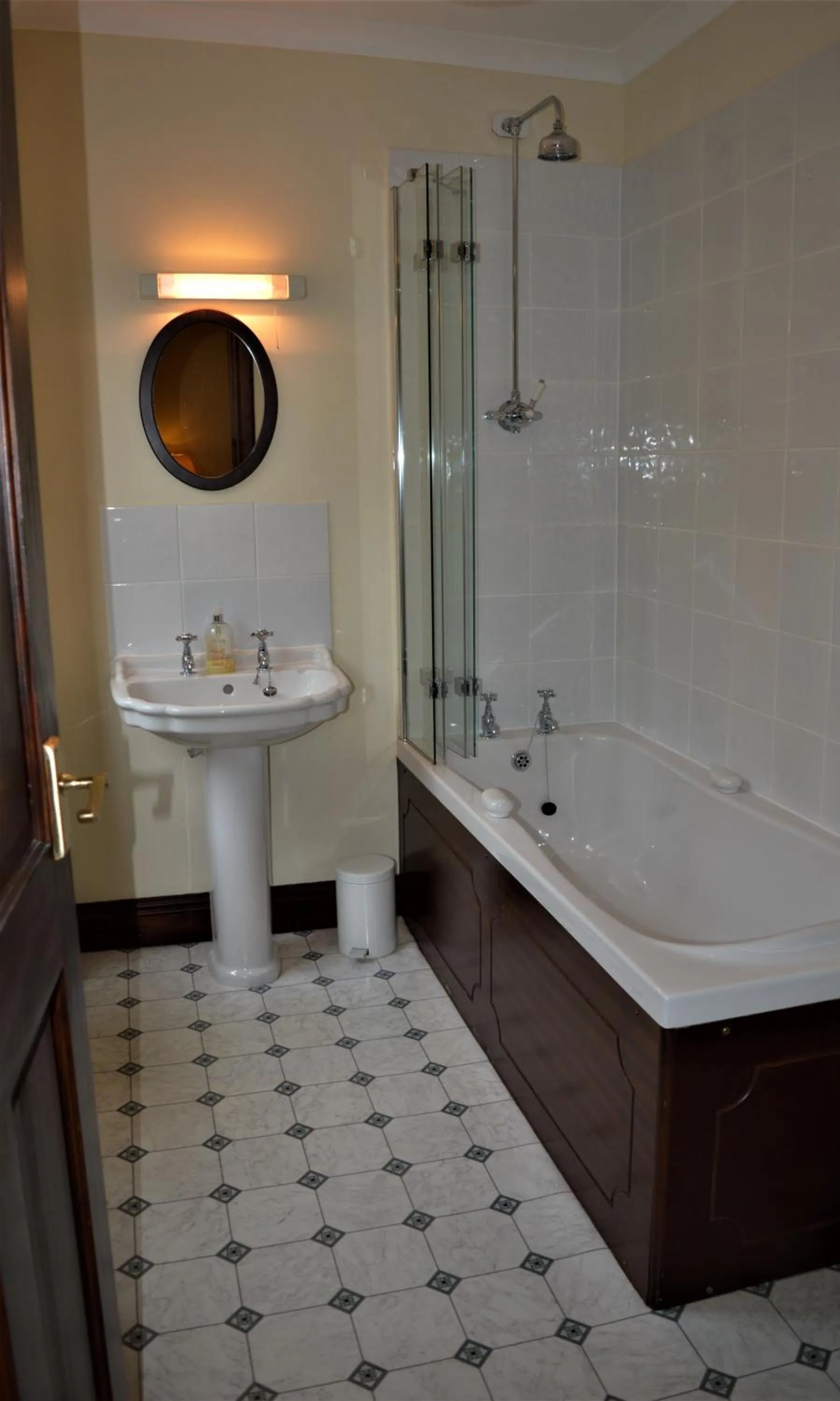 Bathroom in Greshornish House Hotel