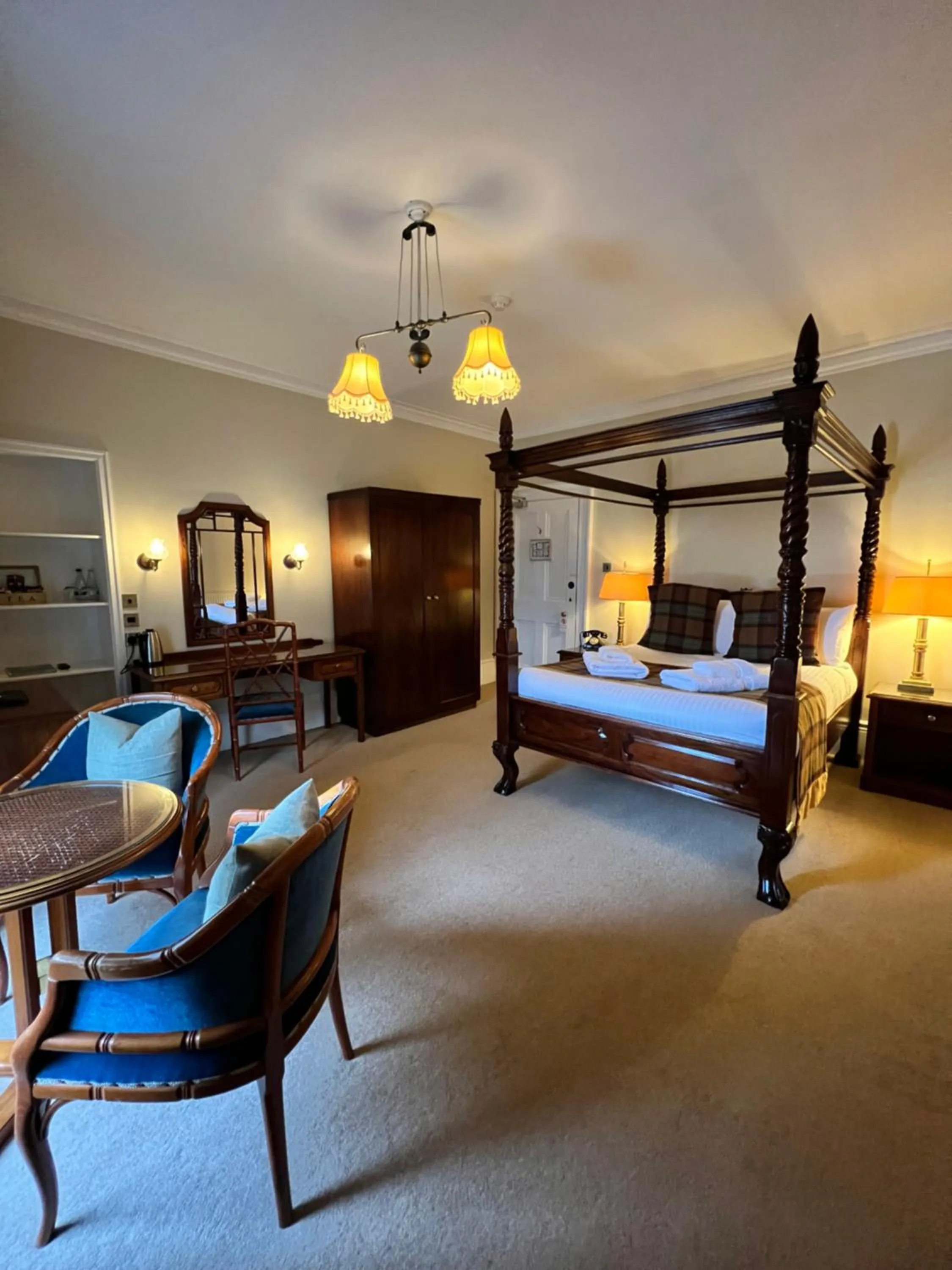 Bed in Greshornish House Hotel
