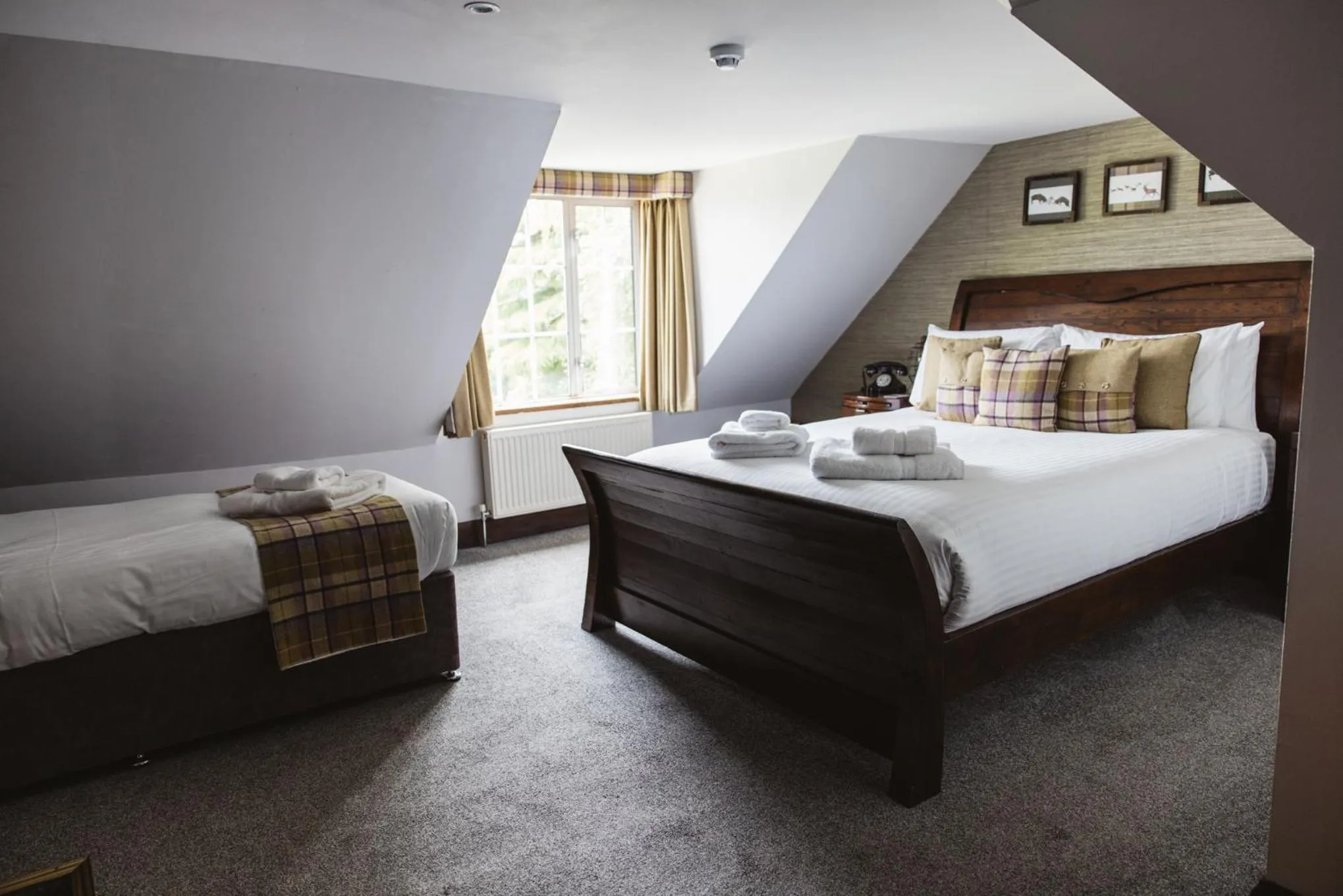 Bed in Greshornish House Hotel