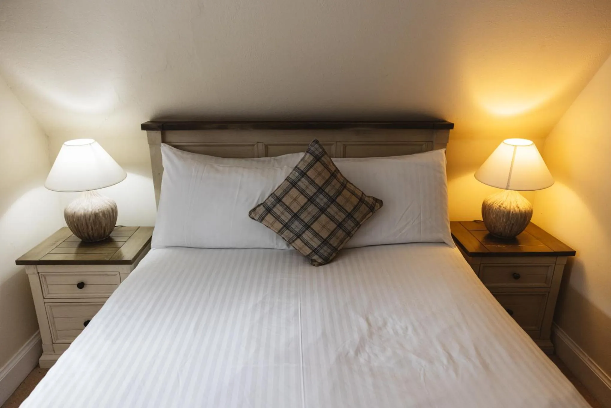 Bed in Greshornish House Hotel