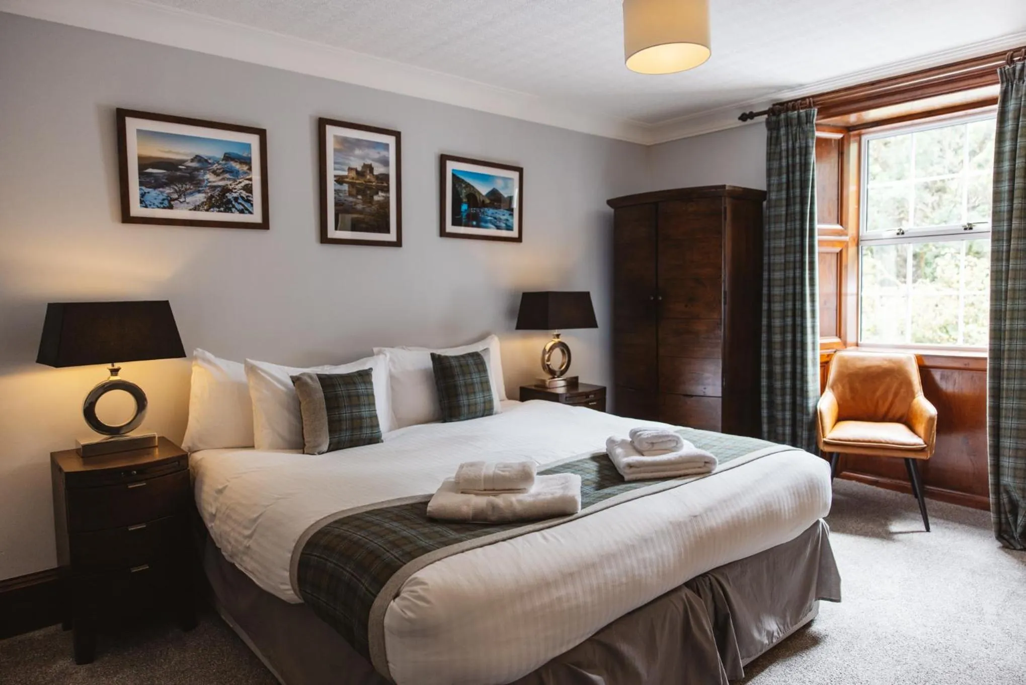 Bed in Greshornish House Hotel