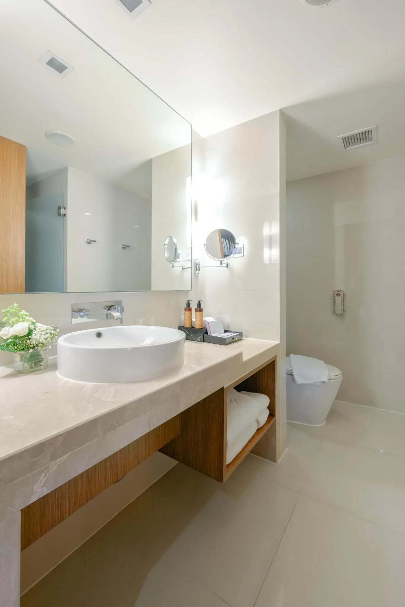 Bathroom in Centara Grand at Central Plaza Ladprao Bangkok