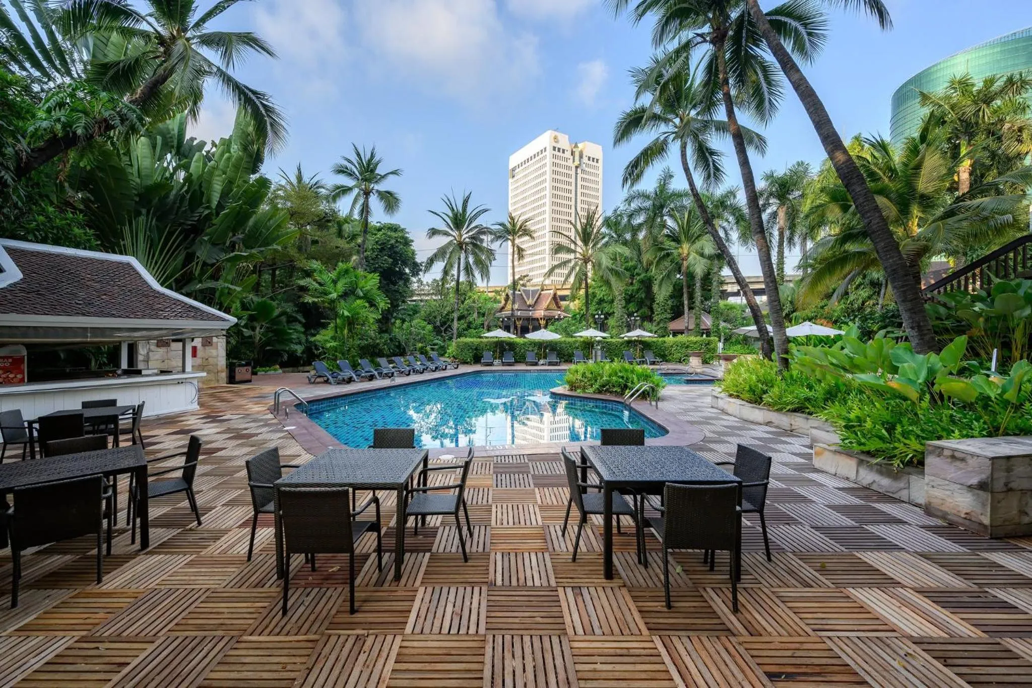 Swimming pool in Centara Grand at Central Plaza Ladprao Bangkok