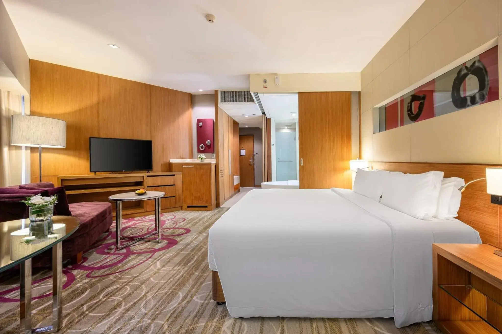 Photo of the whole room, Bed in Centara Grand at Central Plaza Ladprao Bangkok Photo of the whole room, Bed in Centara Grand at Central Plaza Ladprao Bangkok