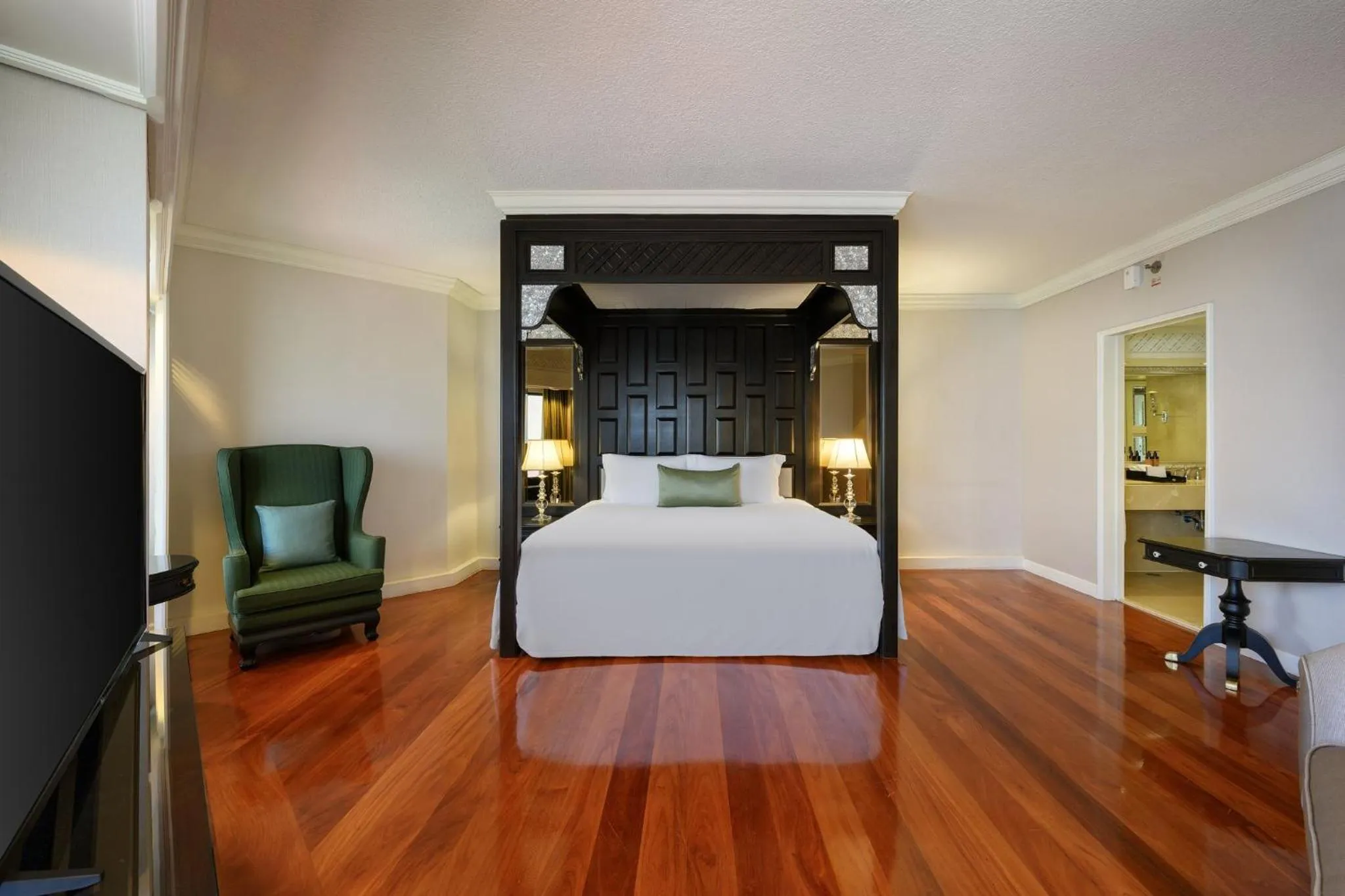 Photo of the whole room, Bed in Centara Grand at Central Plaza Ladprao Bangkok