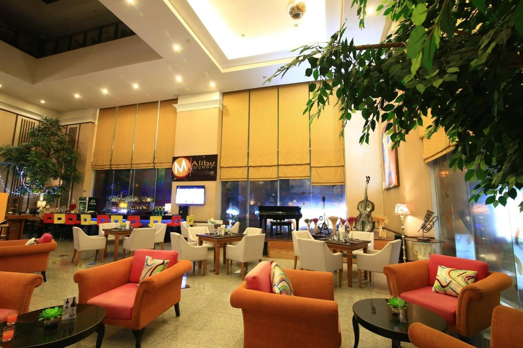 Restaurant/places to eat in Duangtawan Hotel Chiang Mai